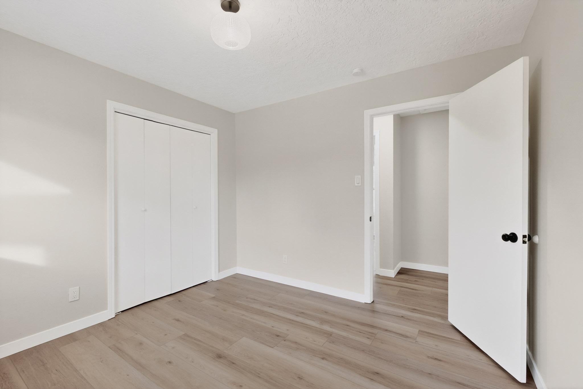 4713 Huntington Drive NE