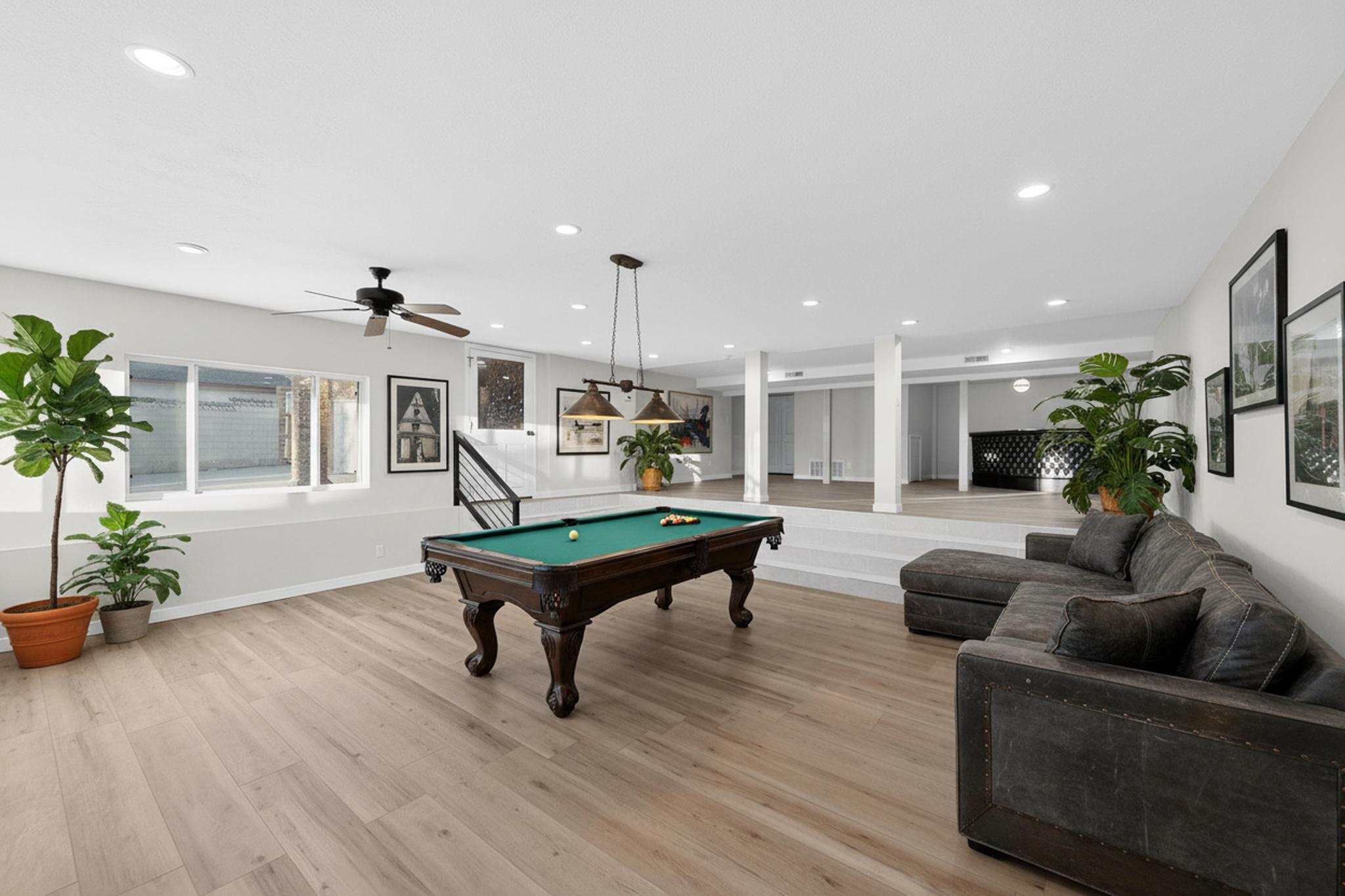 4713 Huntington Drive NE