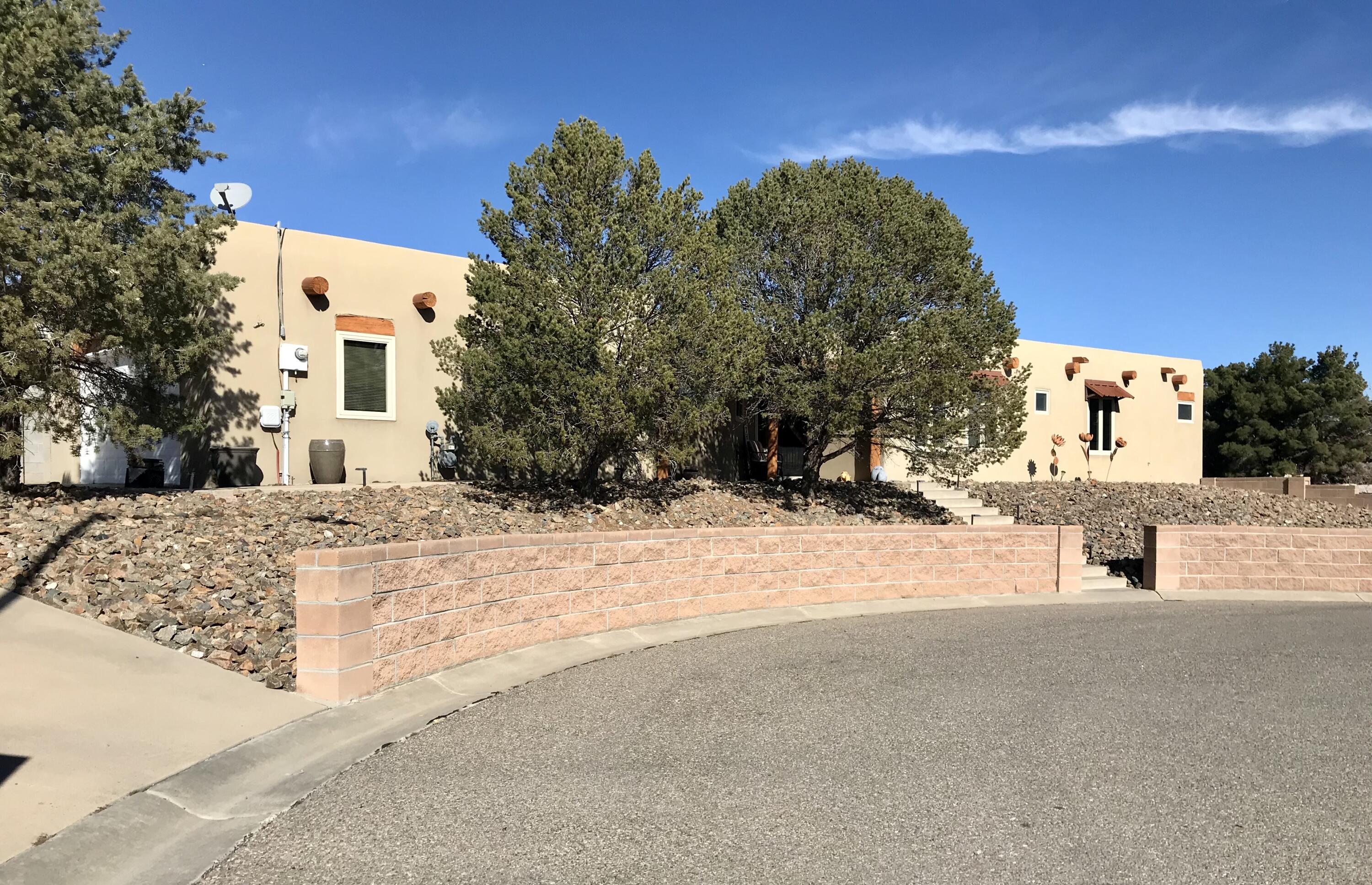 1290 Mesa Ridge Drive SW