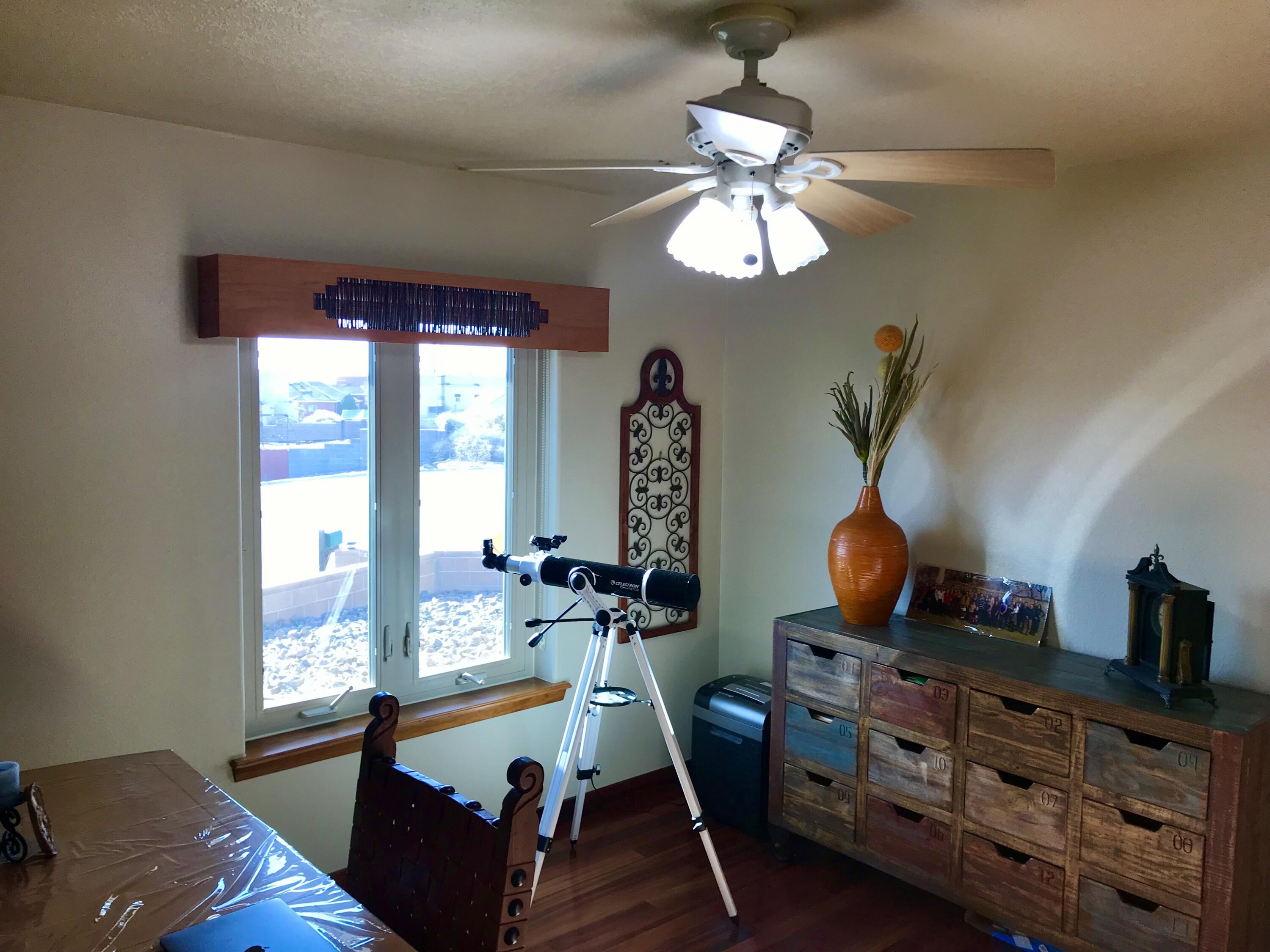 1290 Mesa Ridge Drive SW