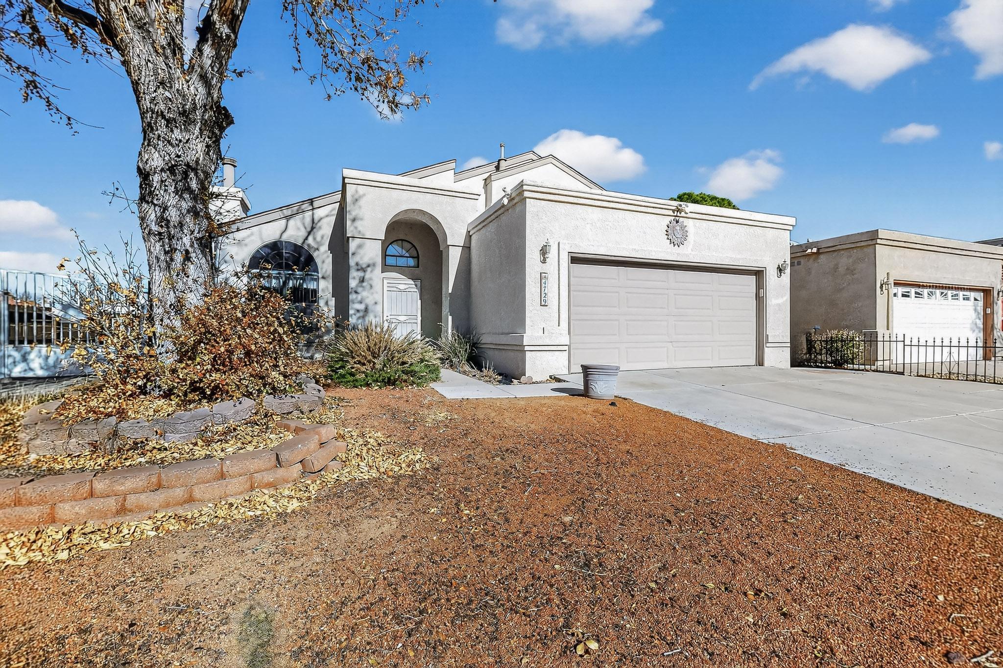 4729 S Plume Road NW