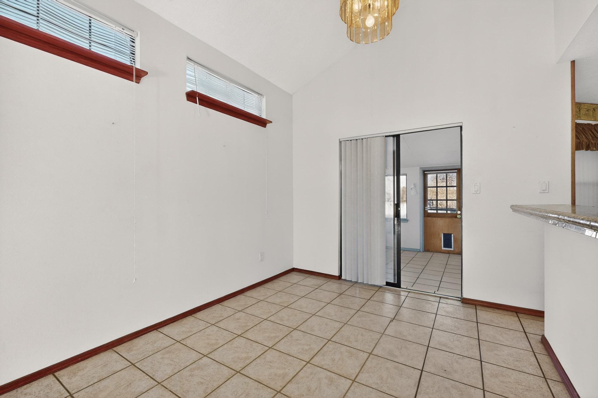 4729 S Plume Road NW