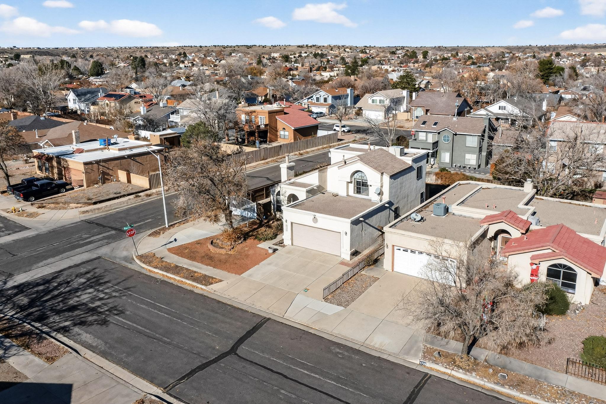 4729 S Plume Road NW