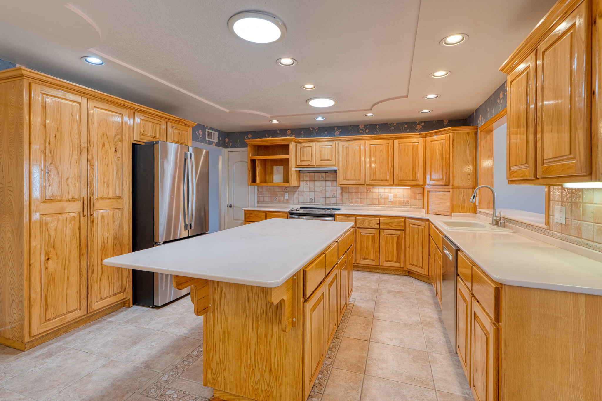 1616 Zena Lona Street NE