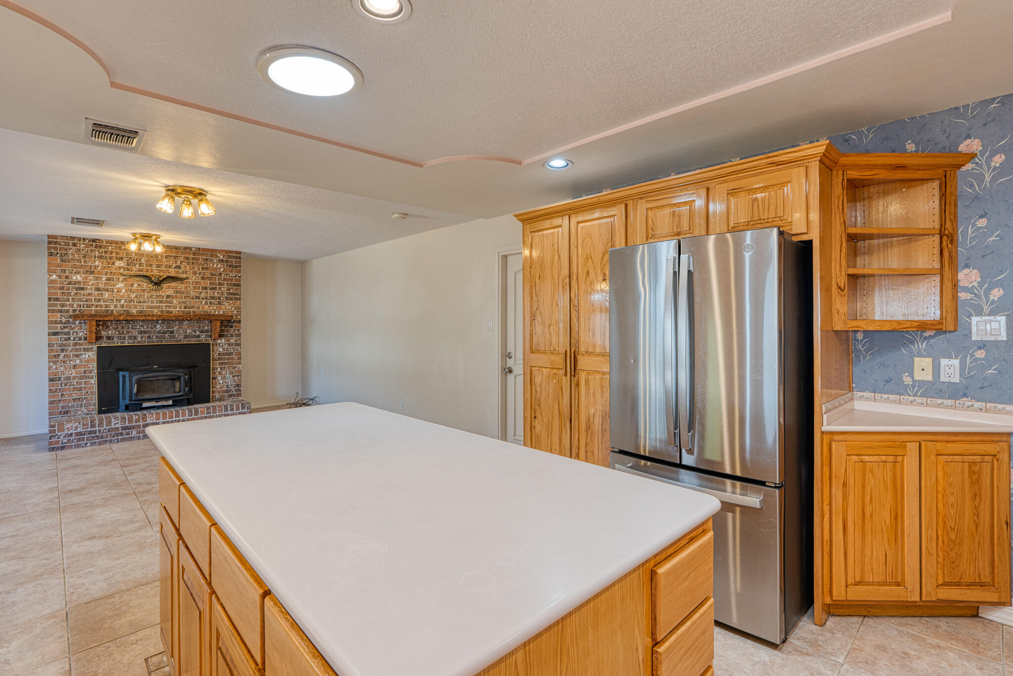 1616 Zena Lona Street NE