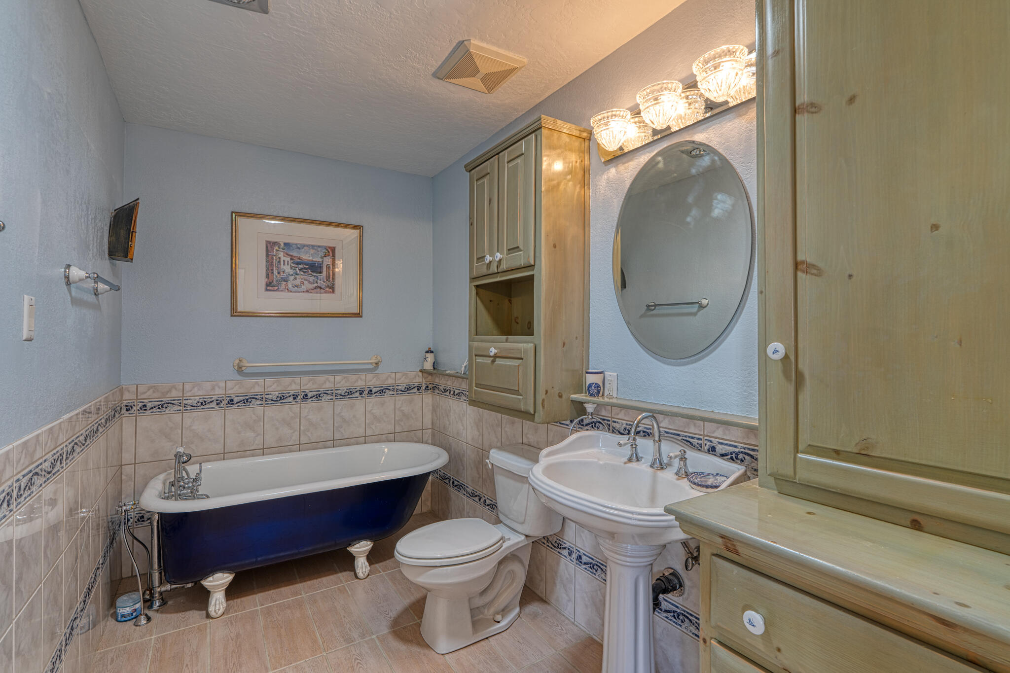 1616 Zena Lona Street NE