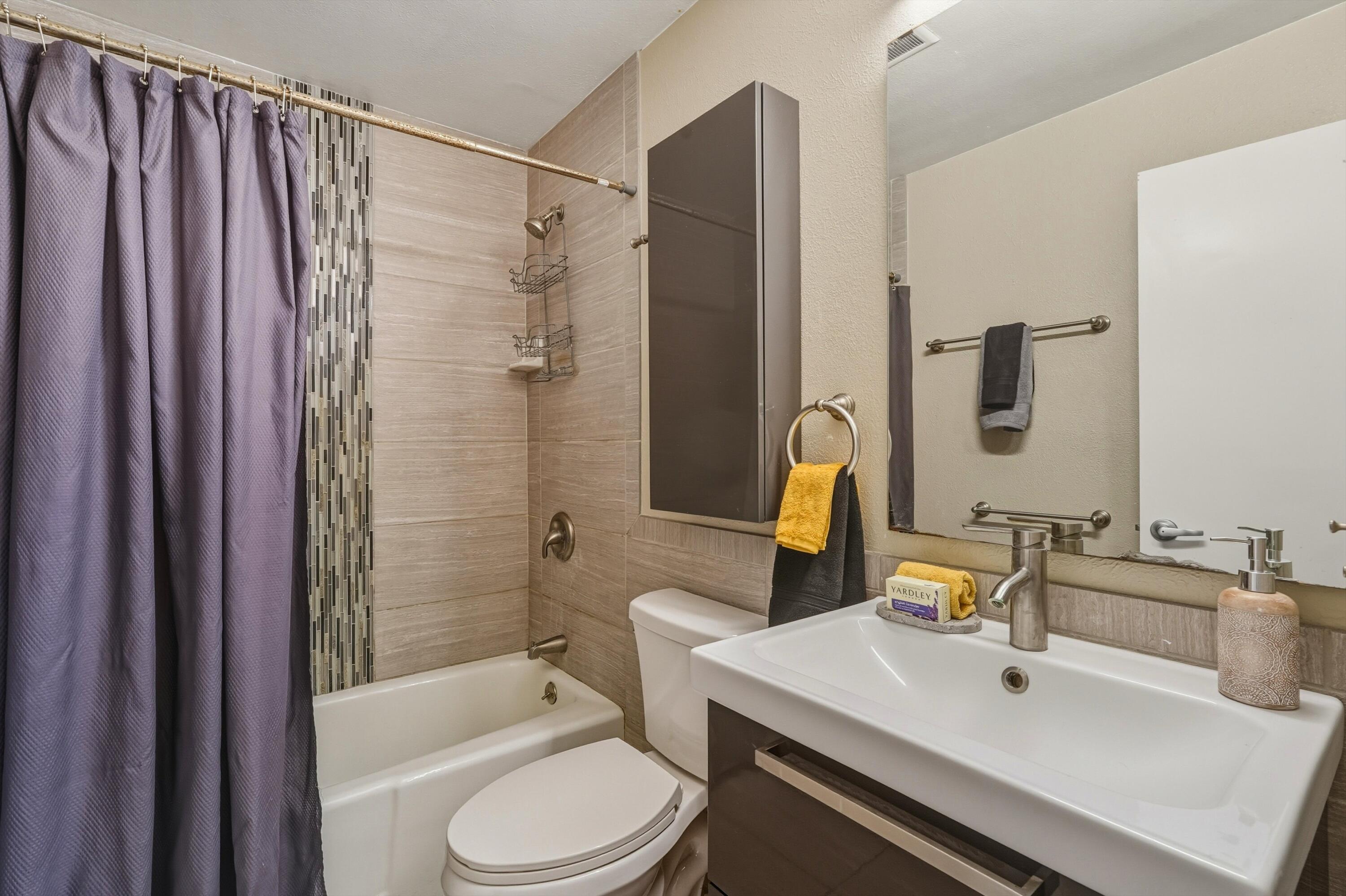 1601 Pennsylvania Street NE Y3