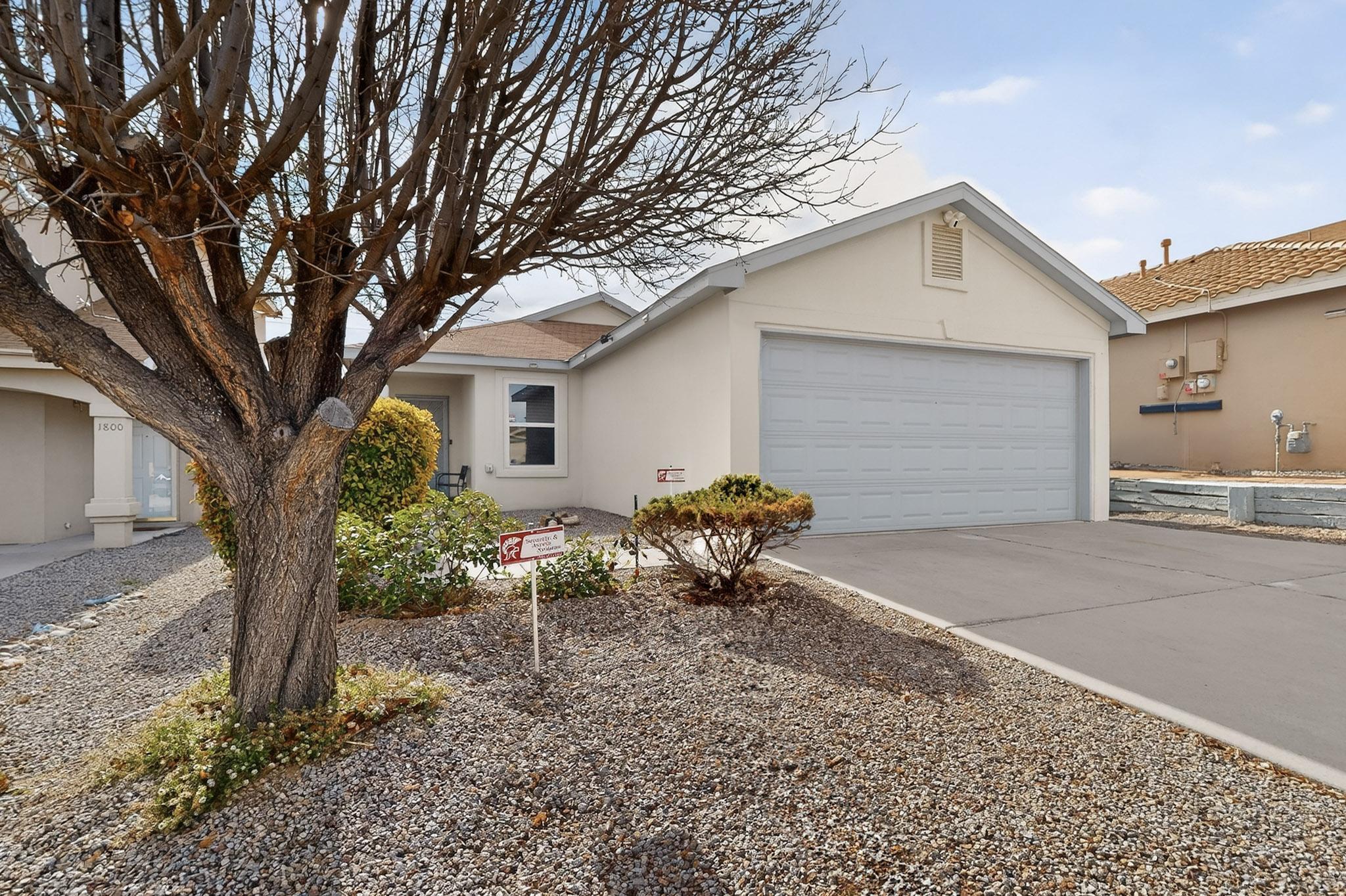 1724 Cielo Oeste Place NW