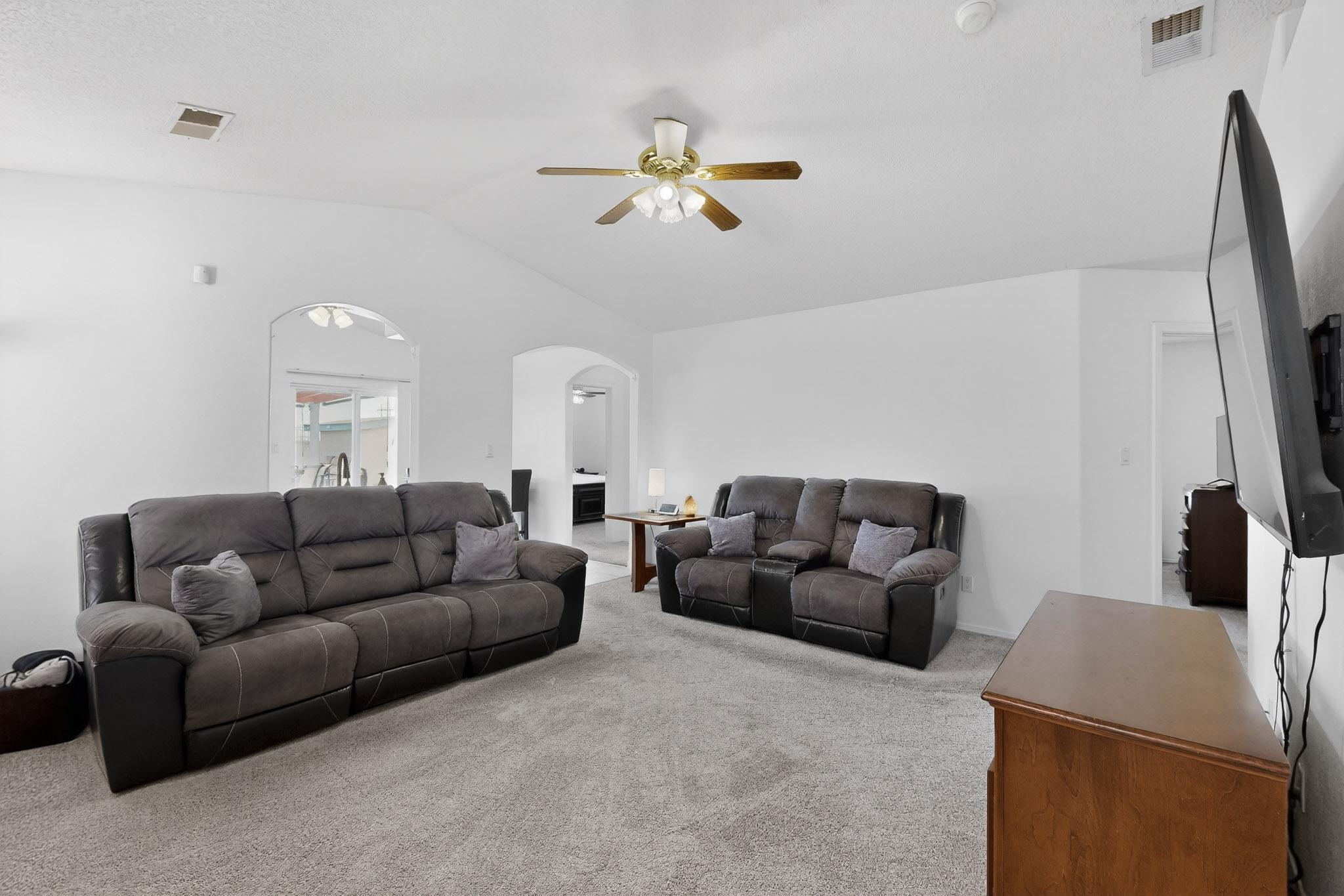 1724 Cielo Oeste Place NW