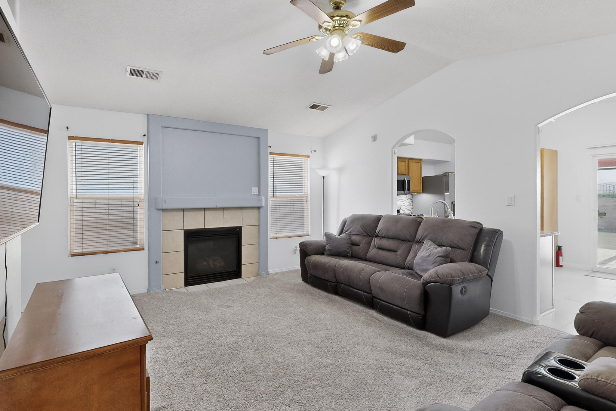 1724 Cielo Oeste Place NW