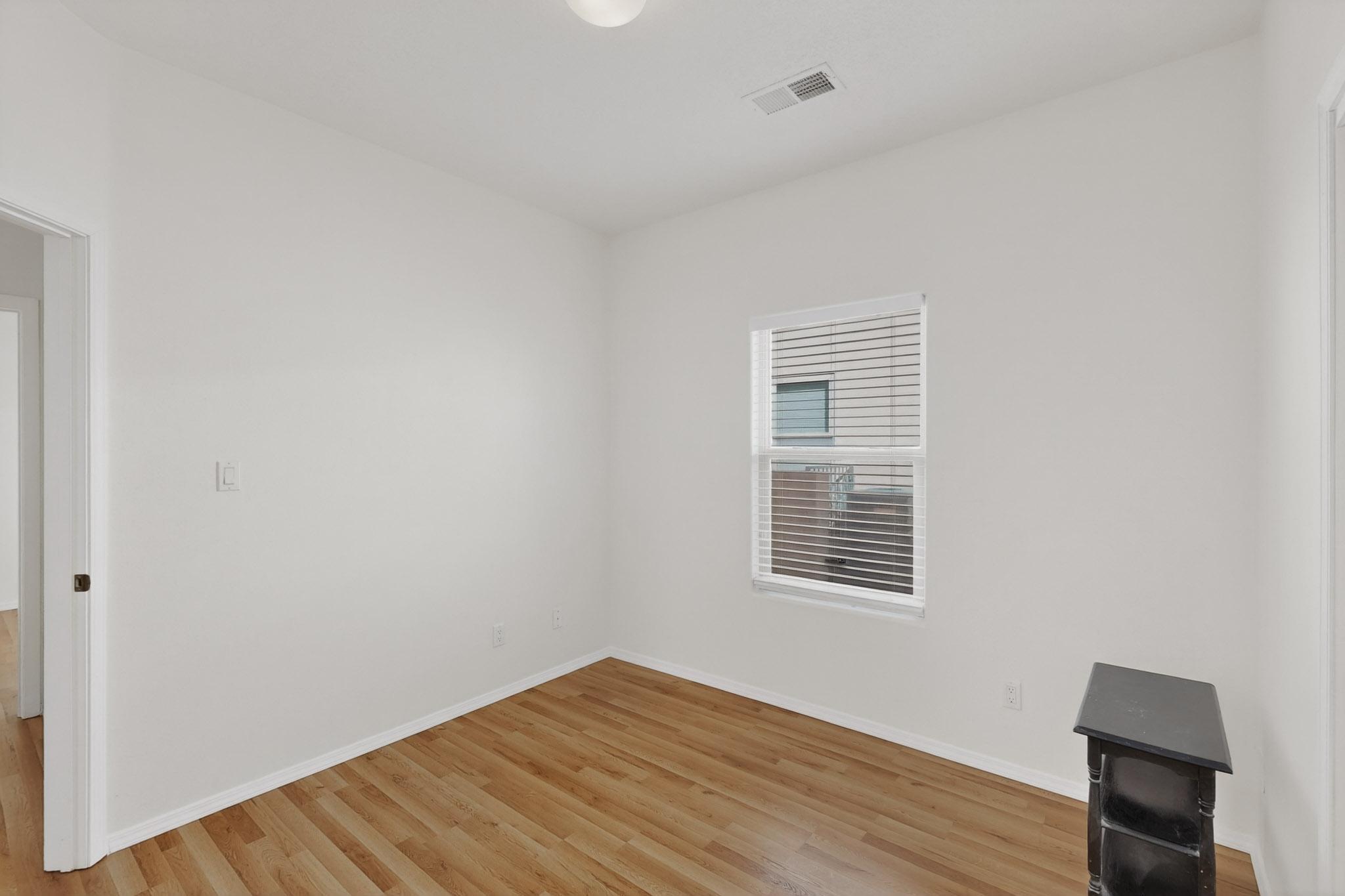 3237 Cochiti Street NE