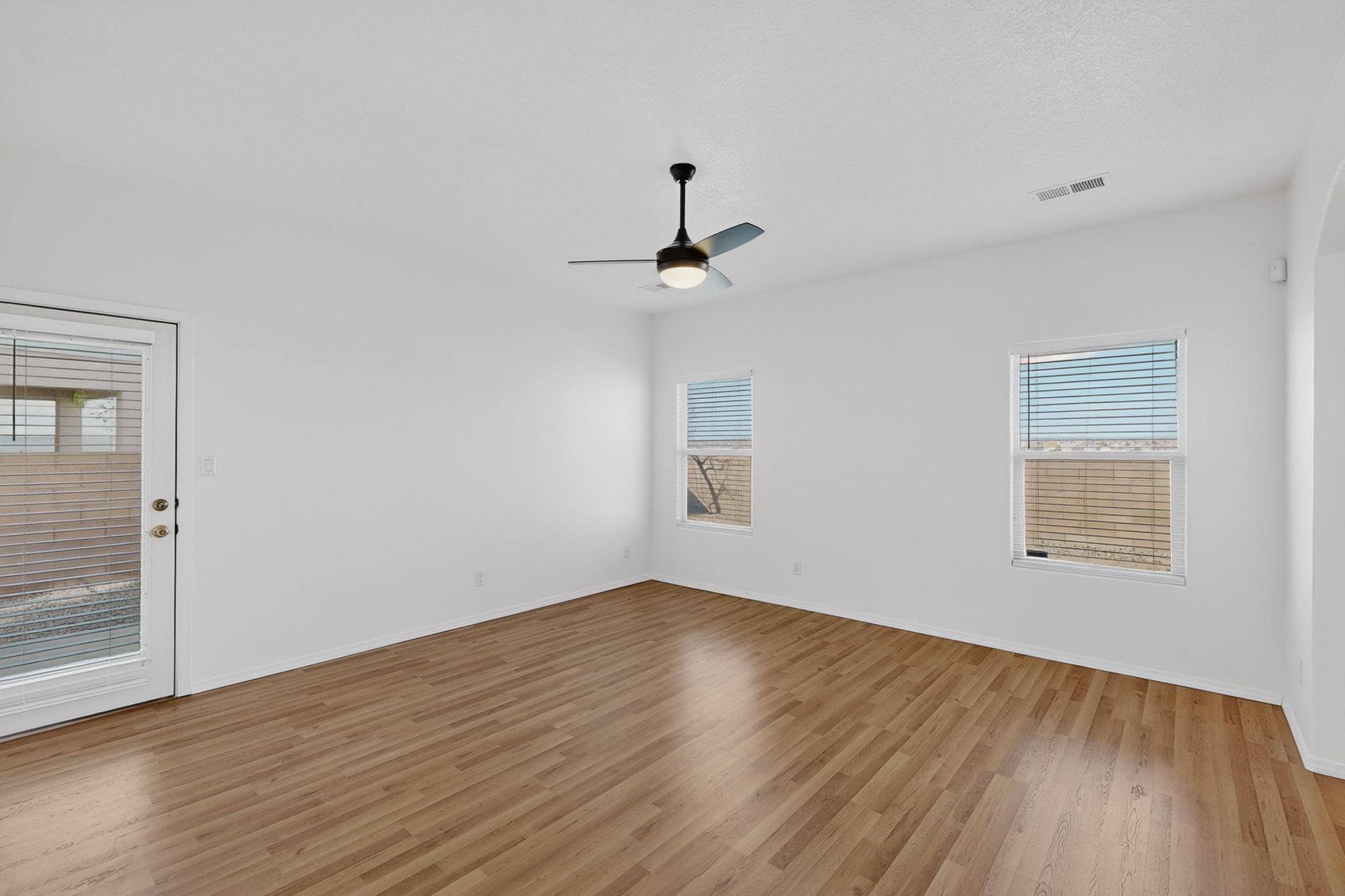 3237 Cochiti Street NE