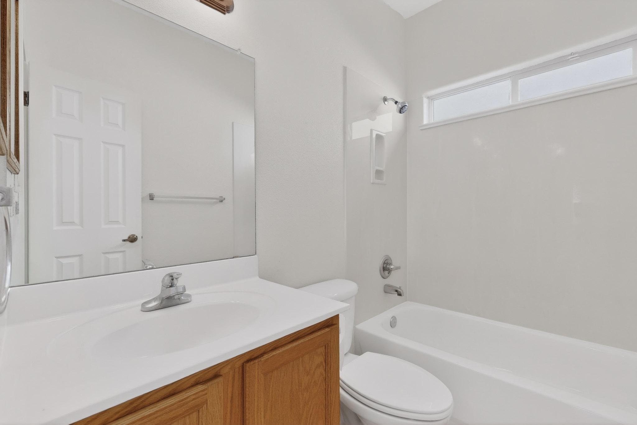 3237 Cochiti Street NE