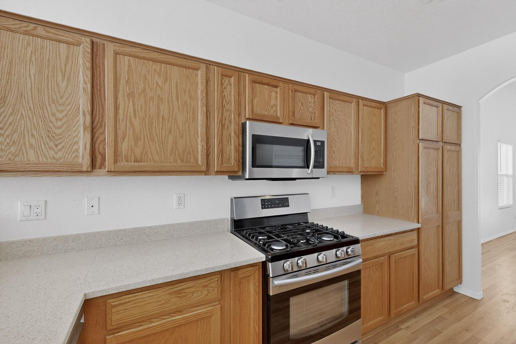 3237 Cochiti Street NE