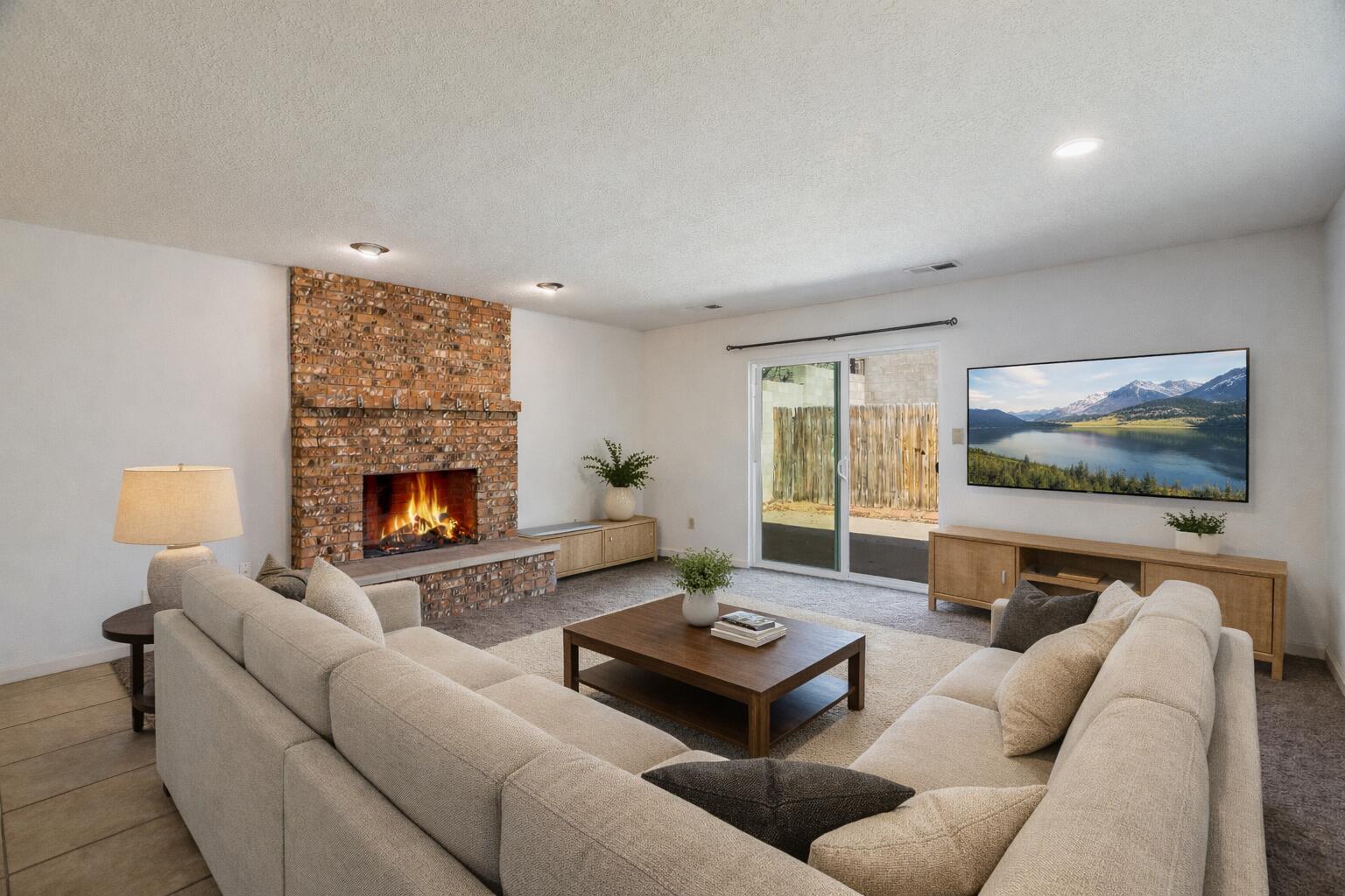 5316 Veronica Drive NE