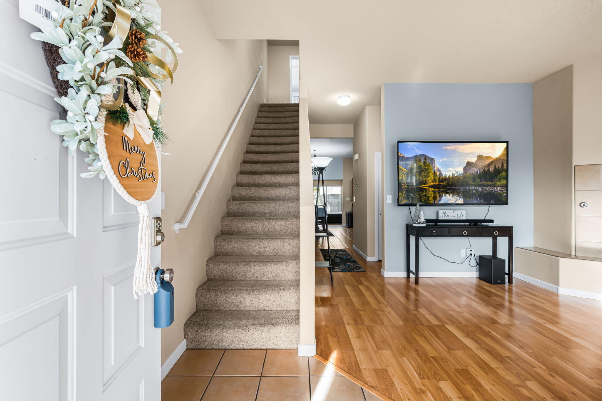 450 Minturn Loop NE