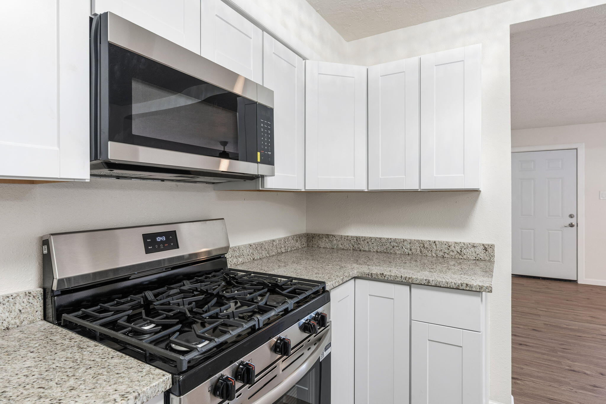 809 La Veta Drive NE