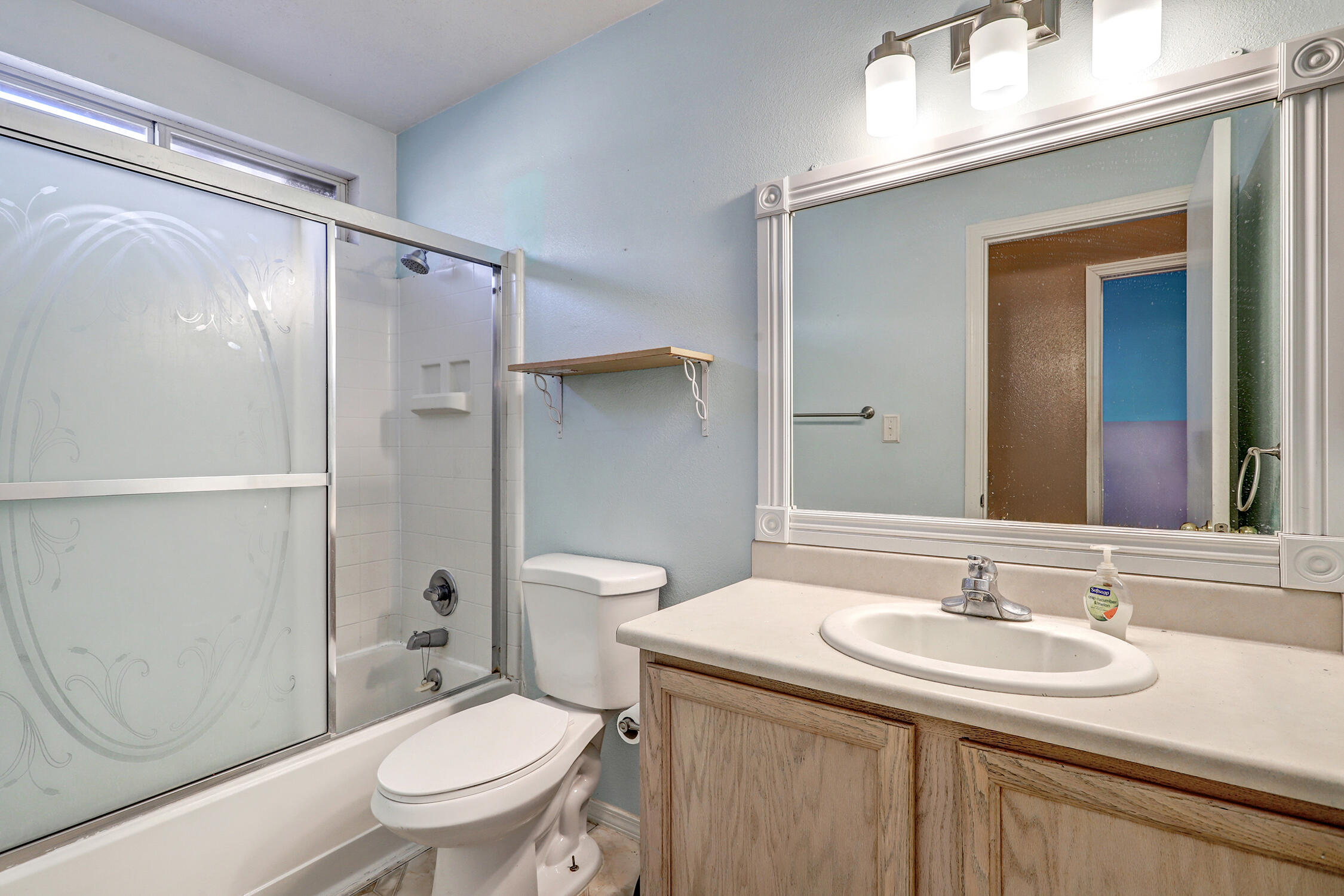 463 Sunrise West Drive SW