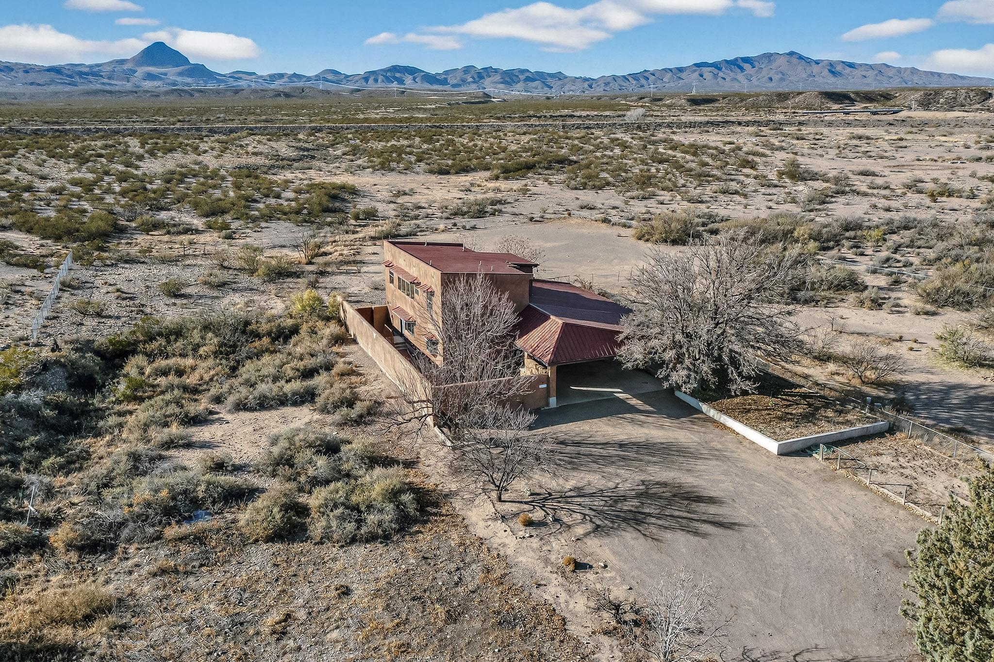 1711-G El Camino Real Street