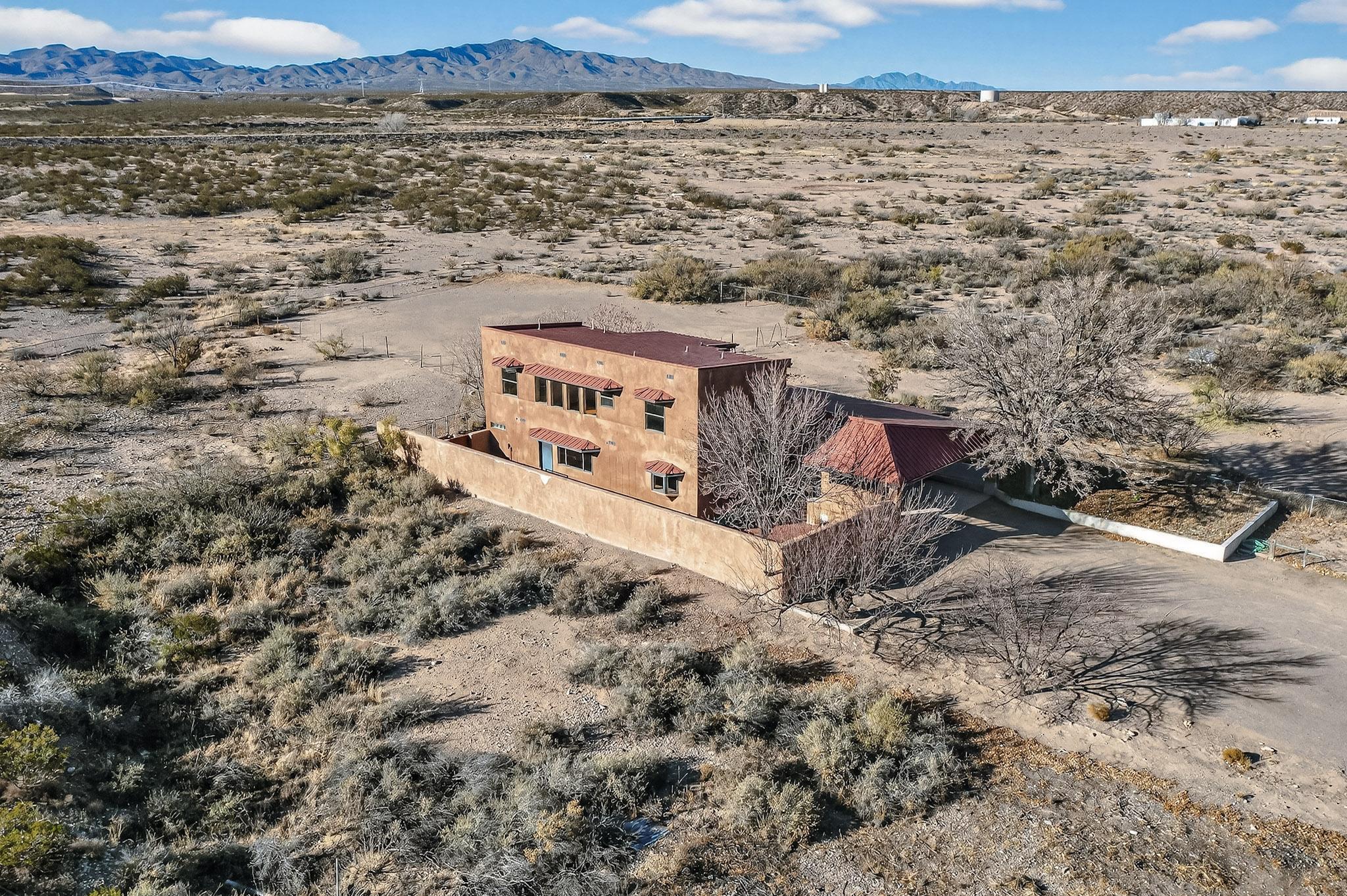 1711-G El Camino Real Street