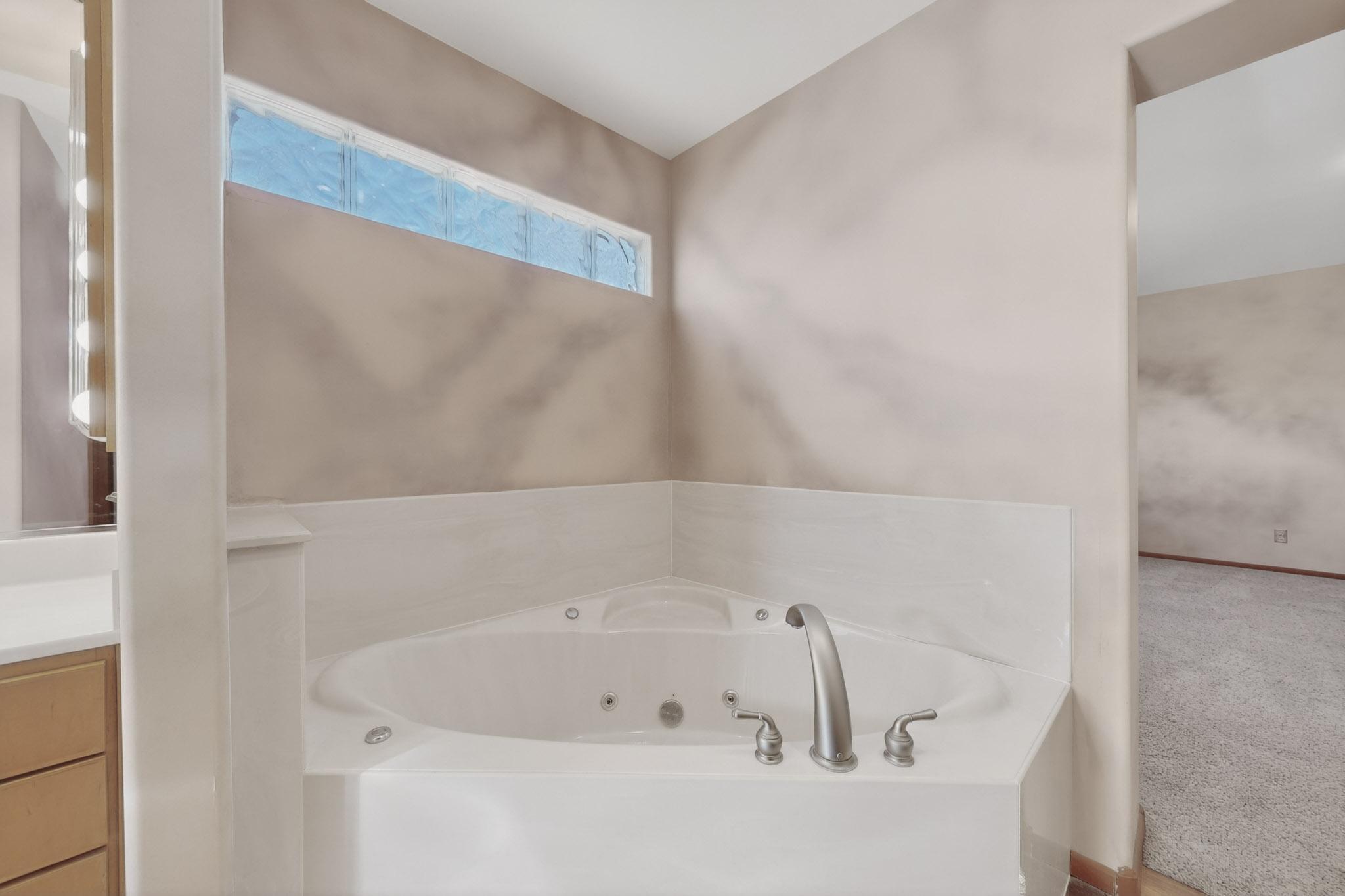 1711-G El Camino Real Street