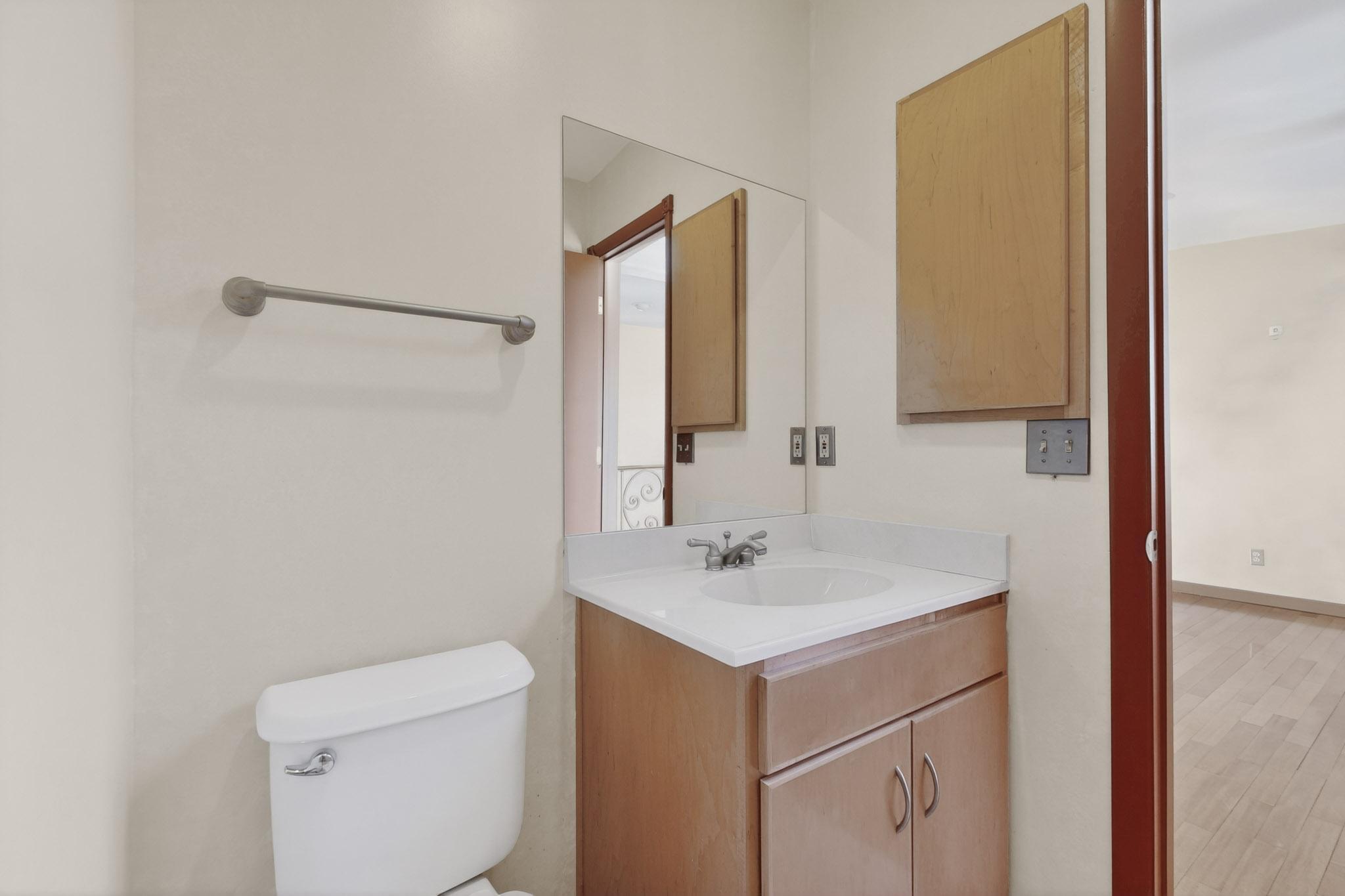 1711-G El Camino Real Street