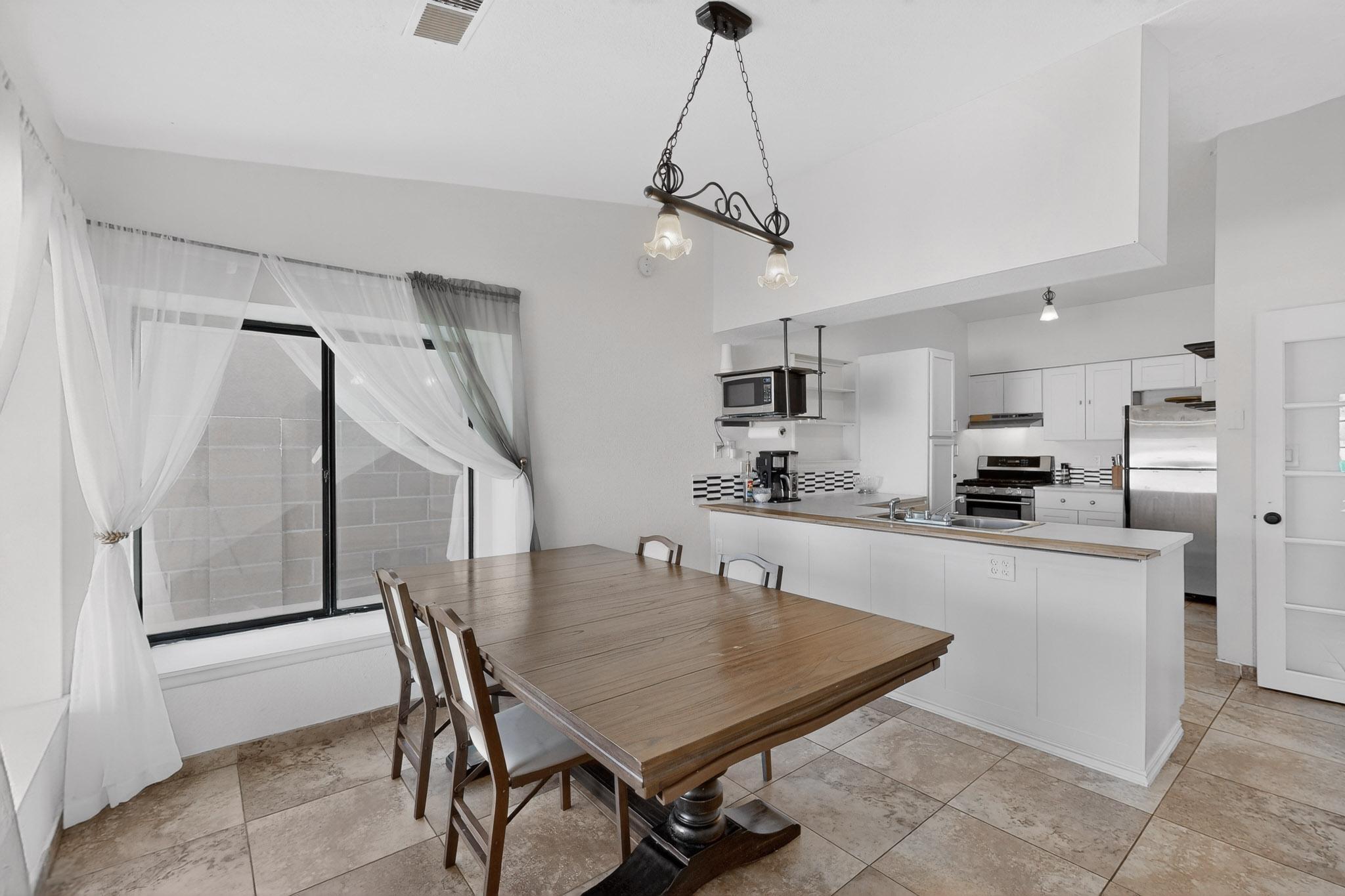 7307 Georgetown Avenue NW