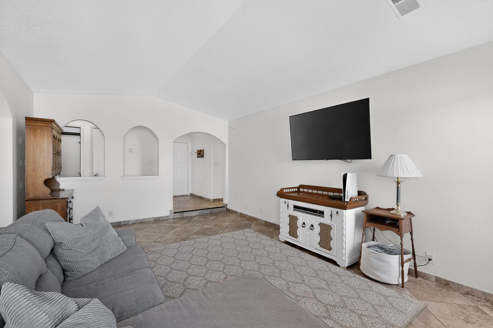 7307 Georgetown Avenue NW