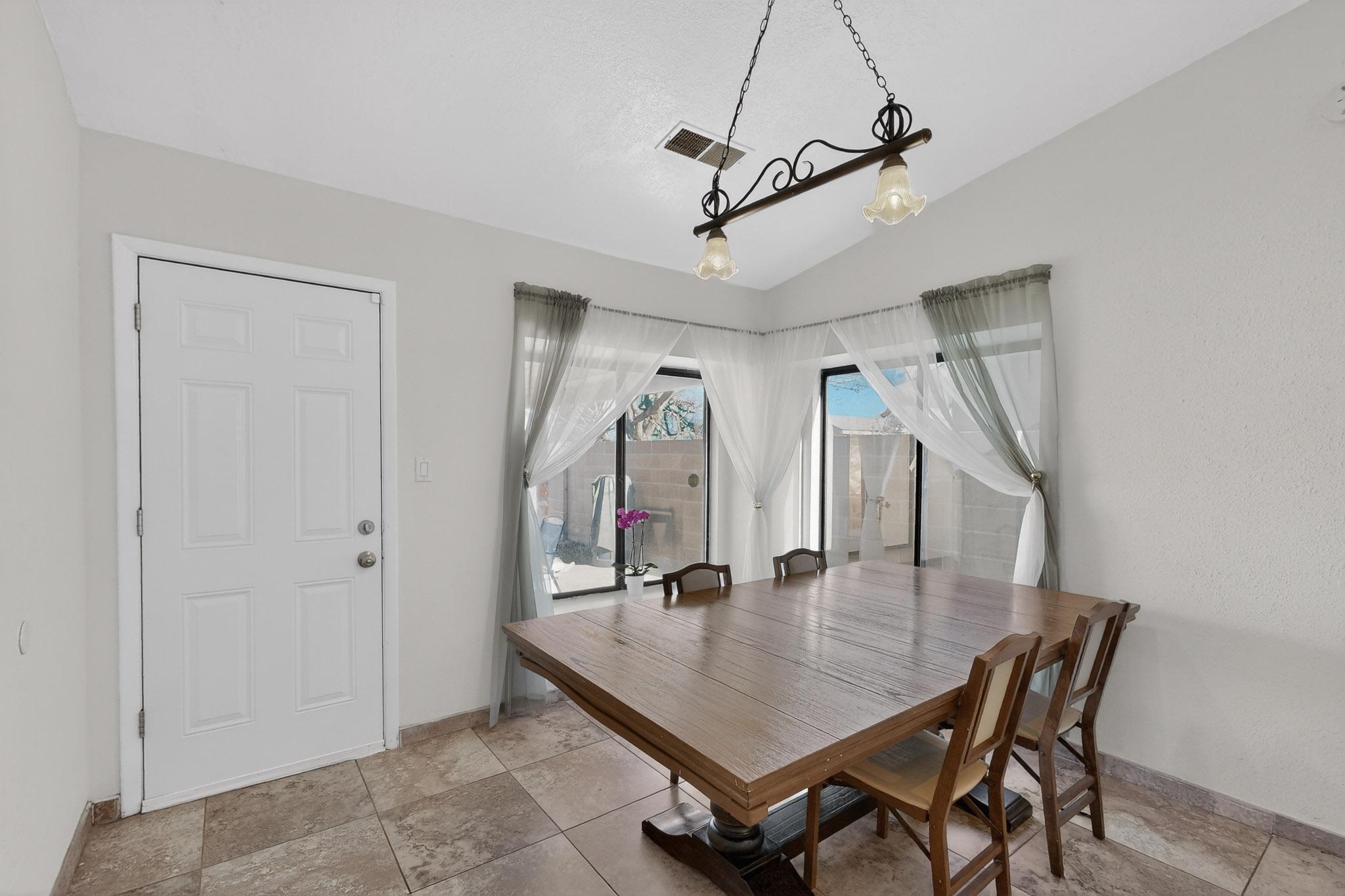 7307 Georgetown Avenue NW