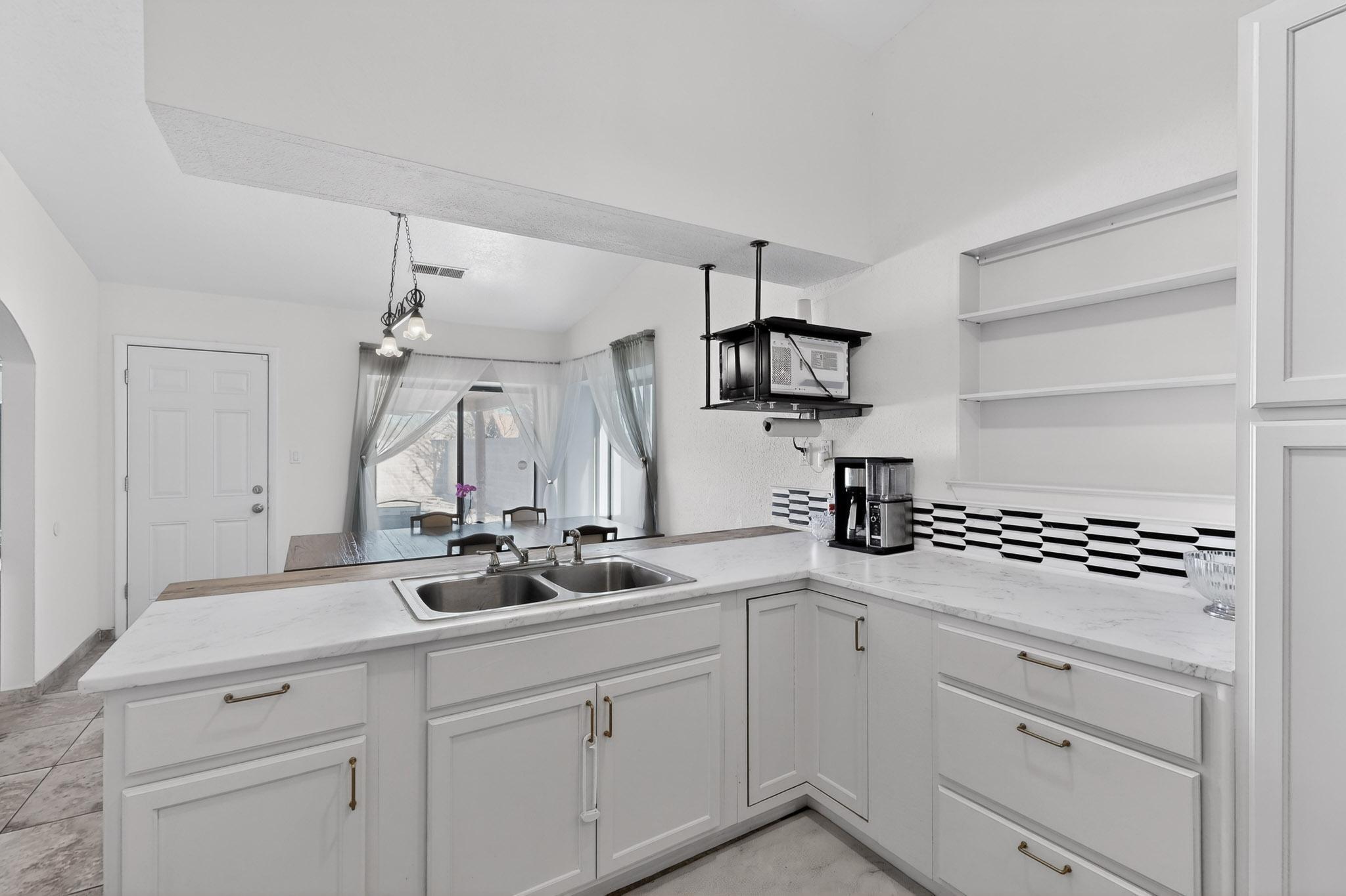 7307 Georgetown Avenue NW