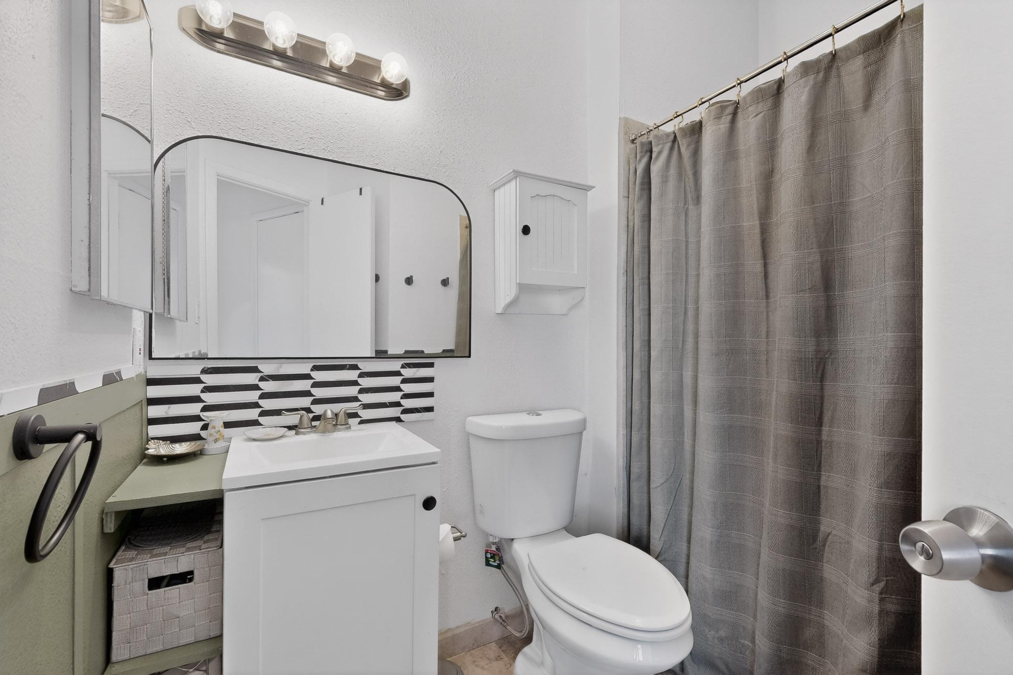 7307 Georgetown Avenue NW