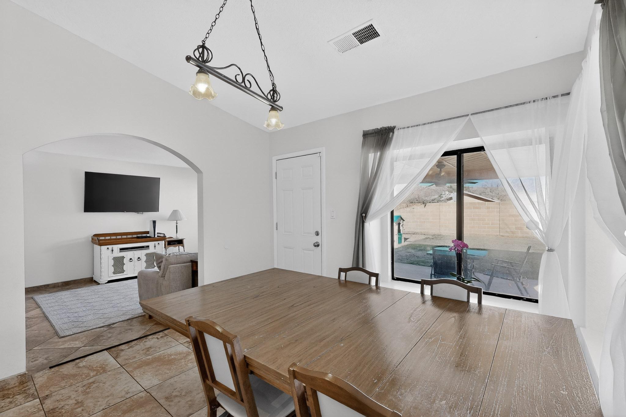 7307 Georgetown Avenue NW