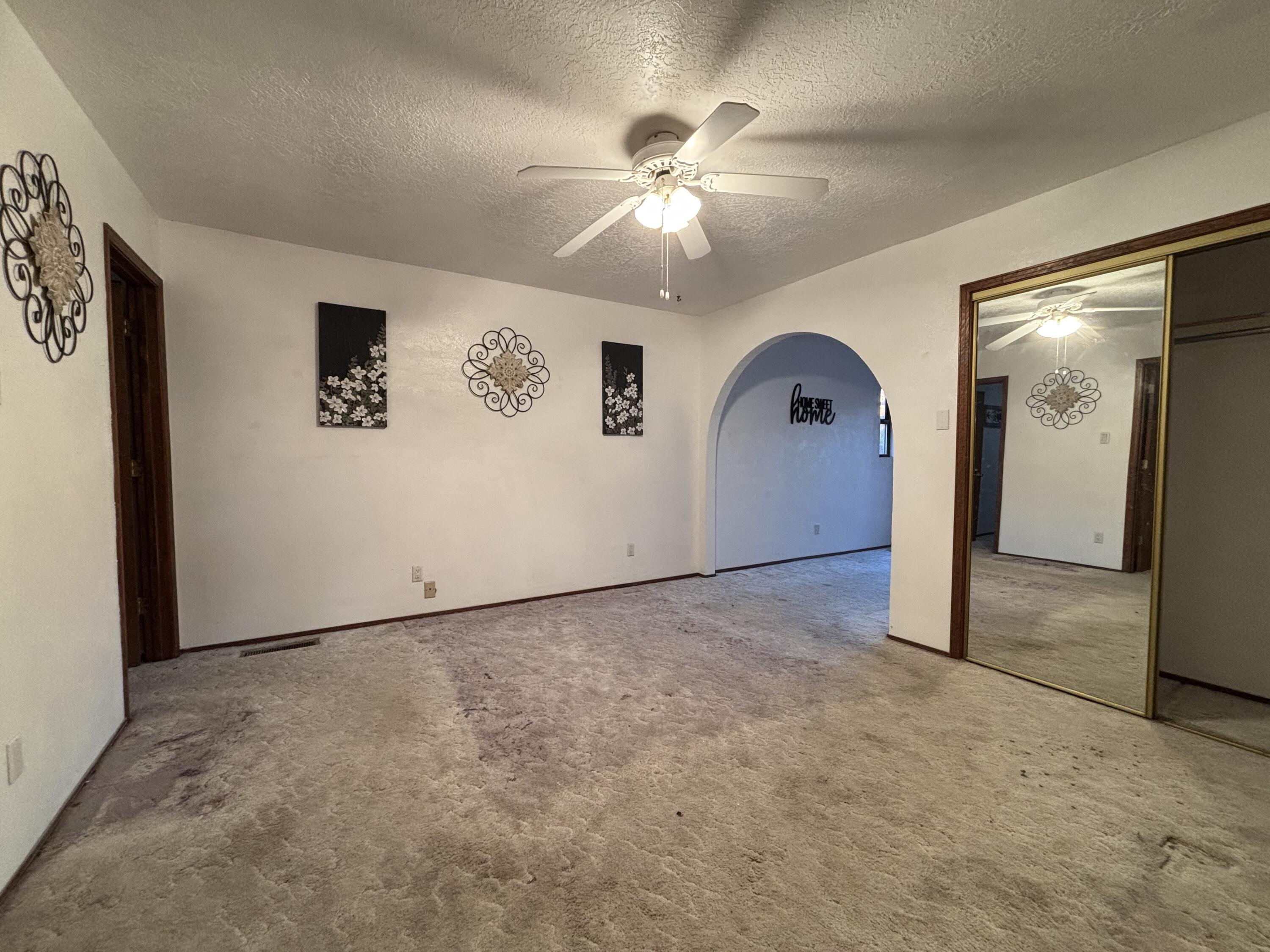 1221 La Charles Drive NE