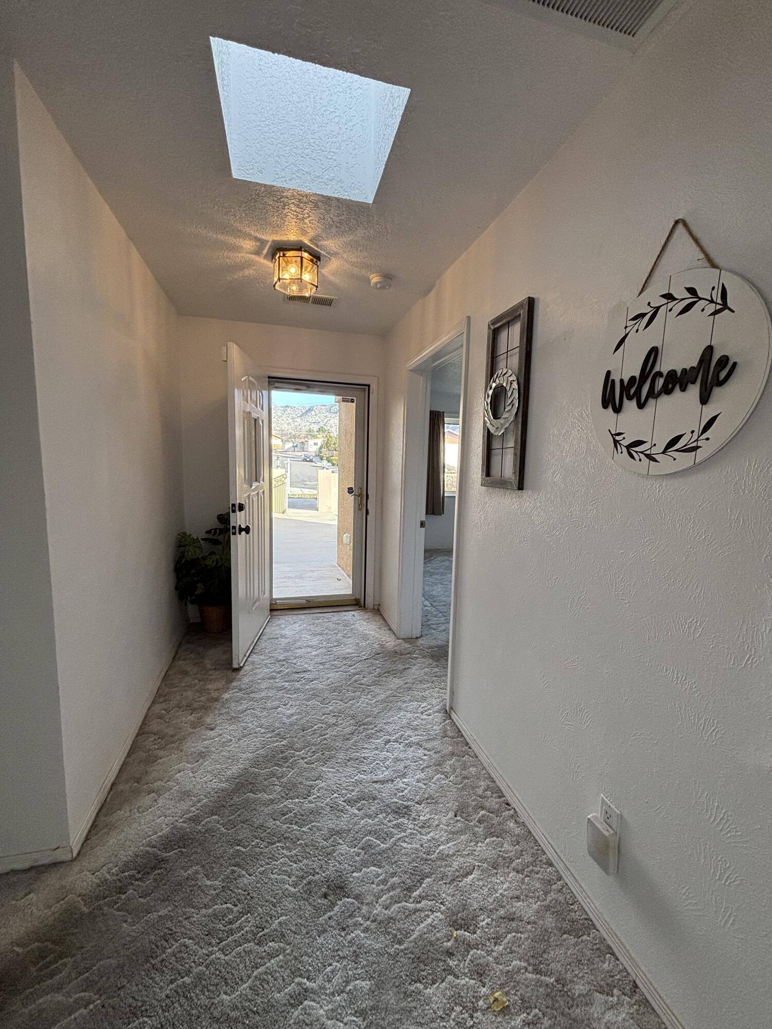 1221 La Charles Drive NE