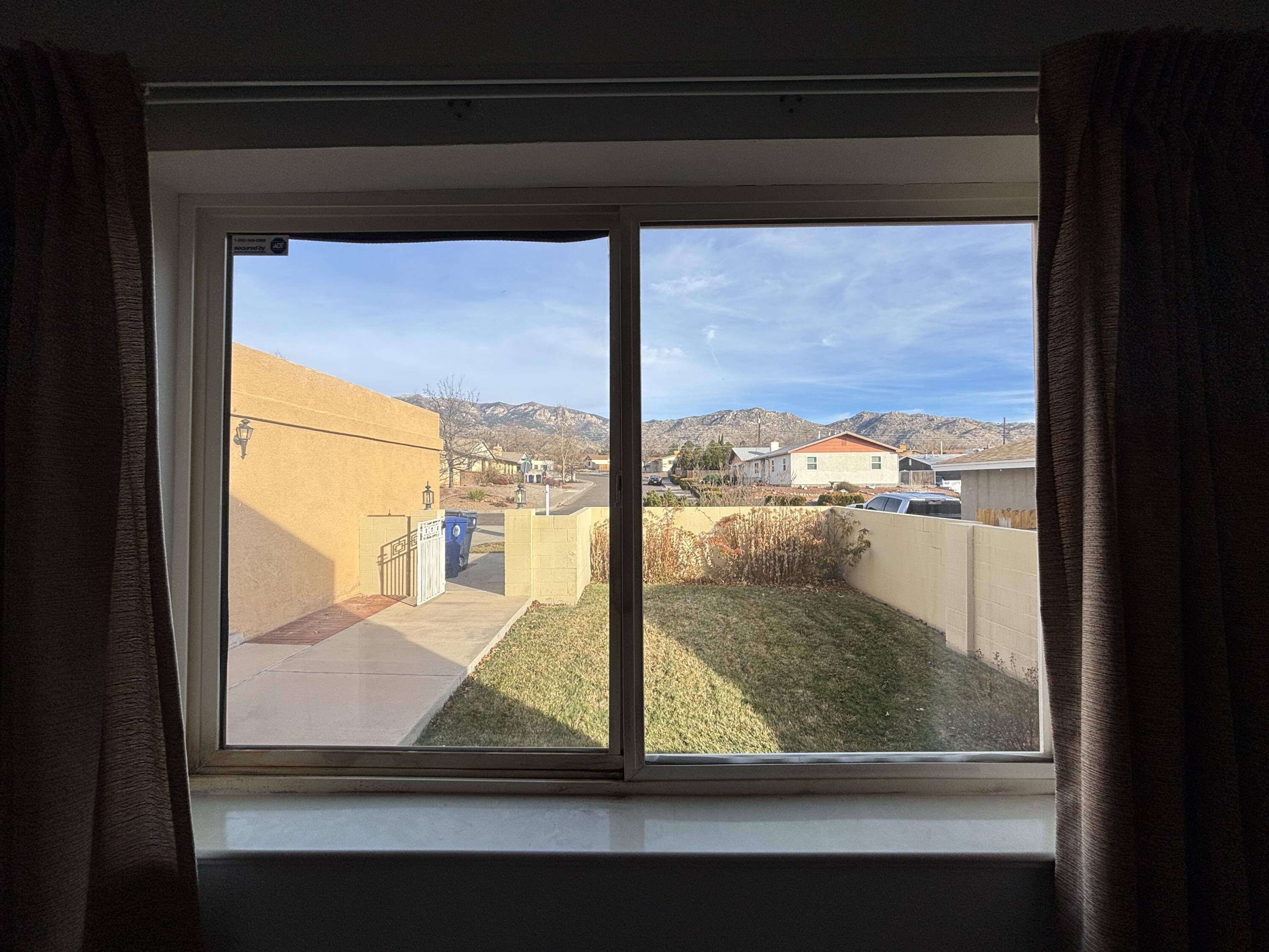 1221 La Charles Drive NE