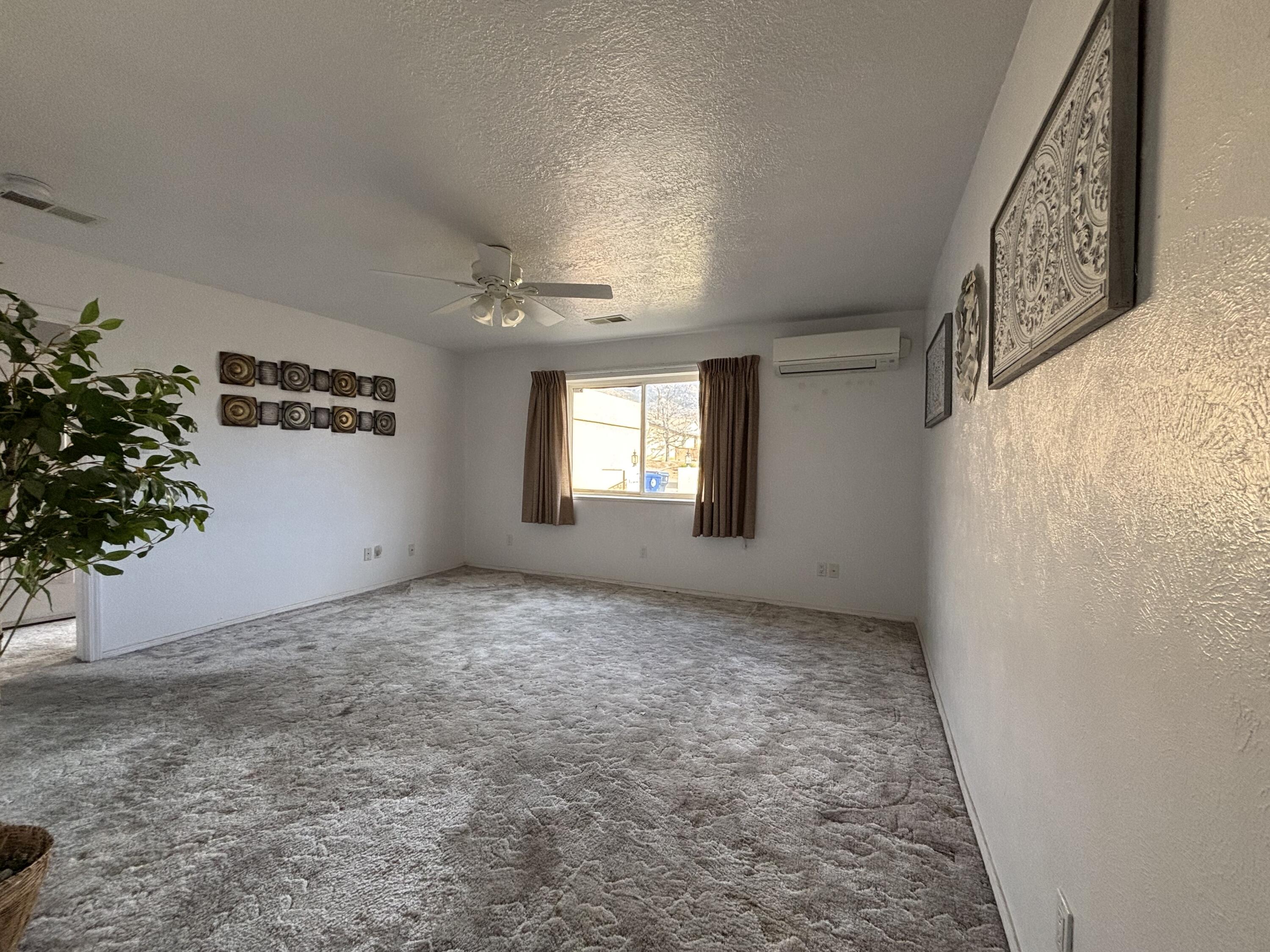 1221 La Charles Drive NE