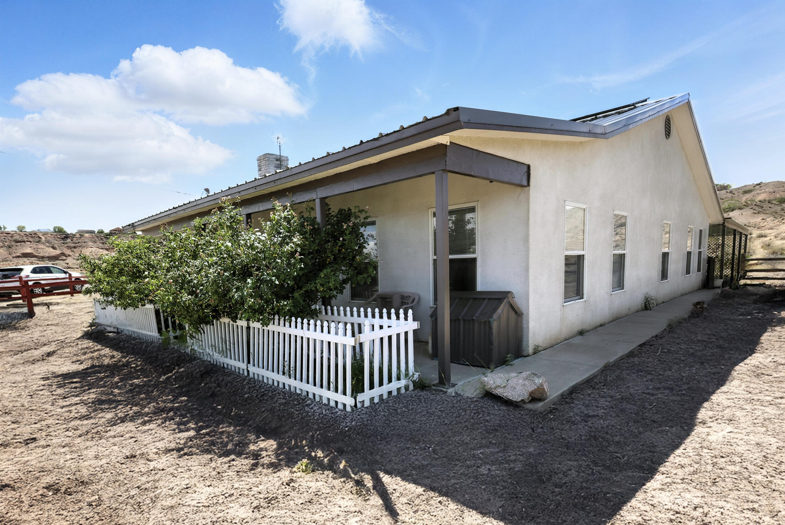 3600 ROLDAN Drive