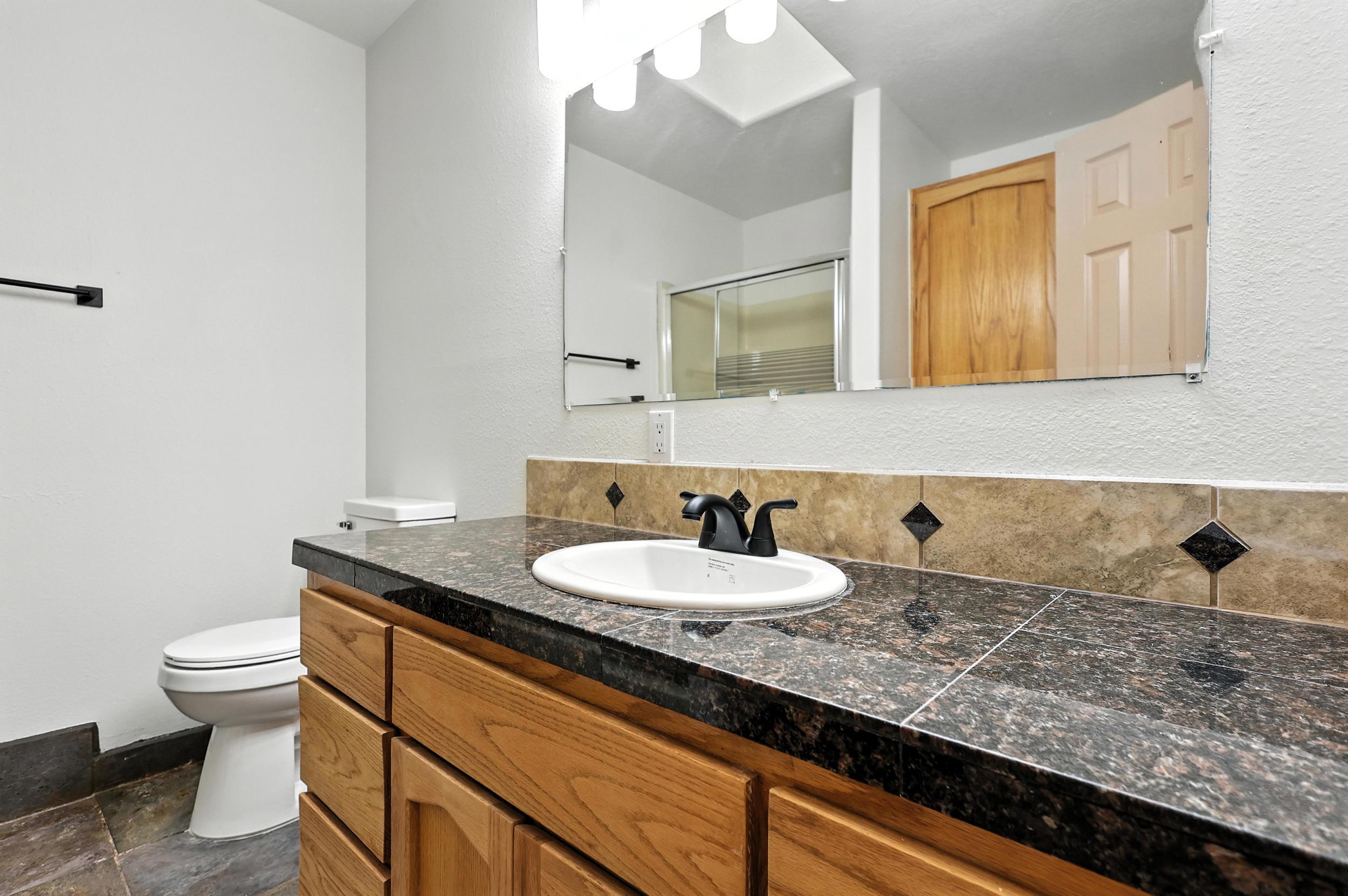 3600 ROLDAN Drive