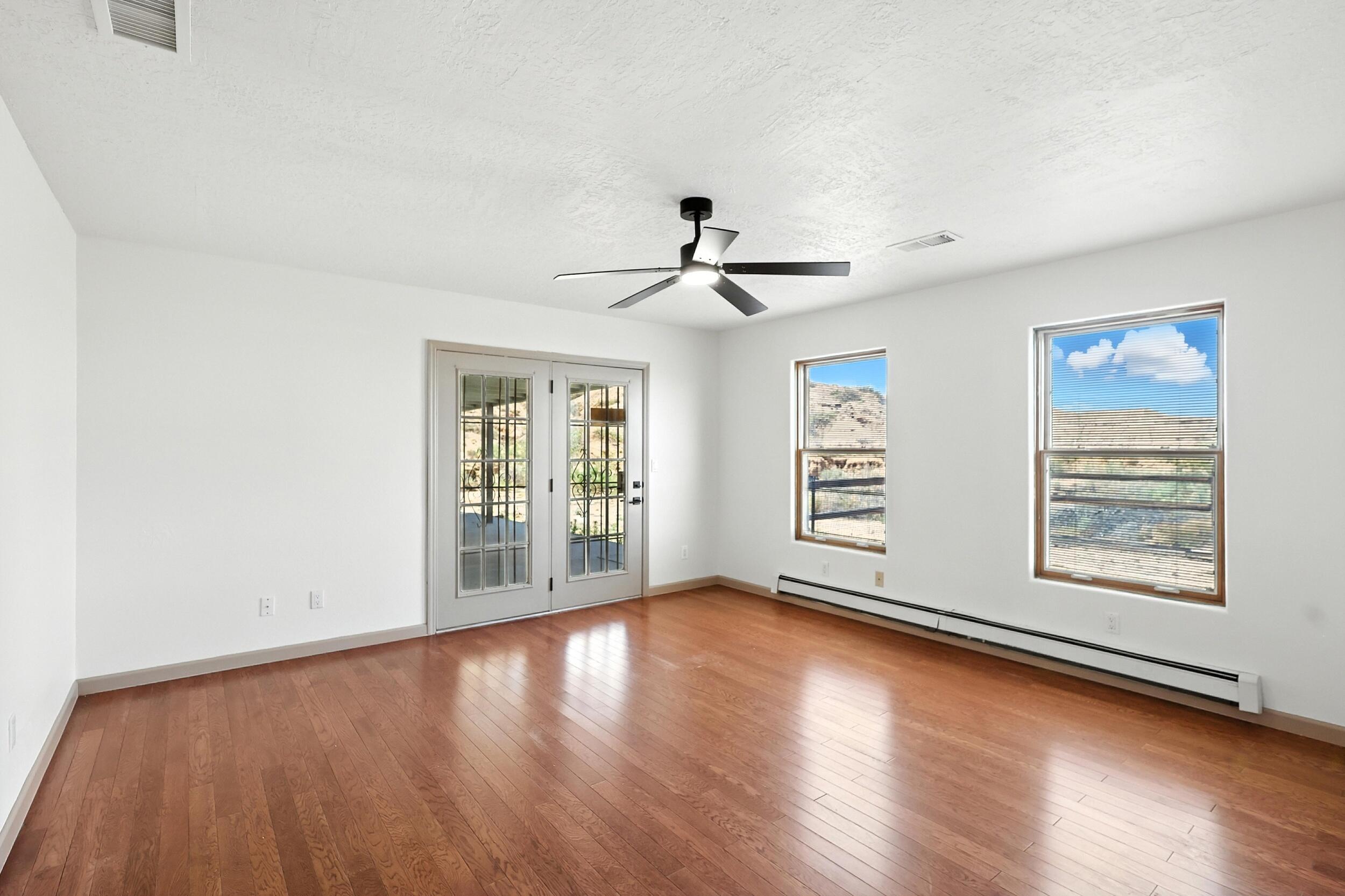 3600 ROLDAN Drive