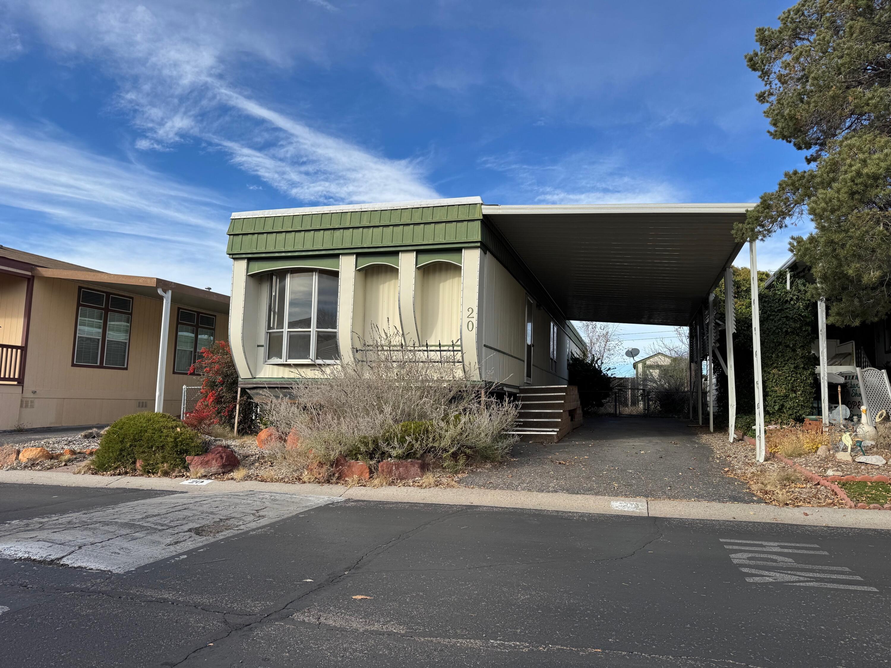 7112 Pan American NE 20