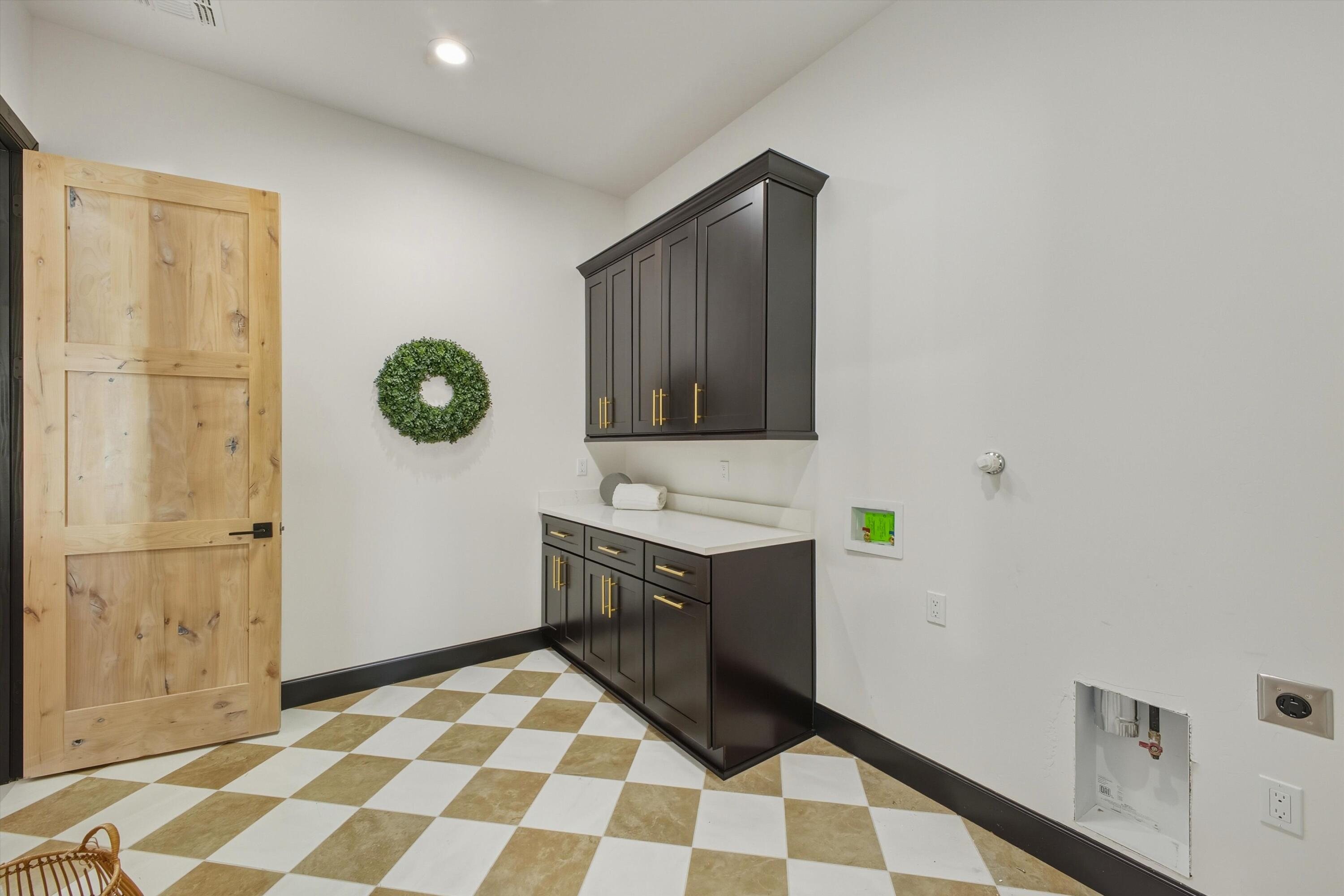 11704 Anaheim Avenue NE