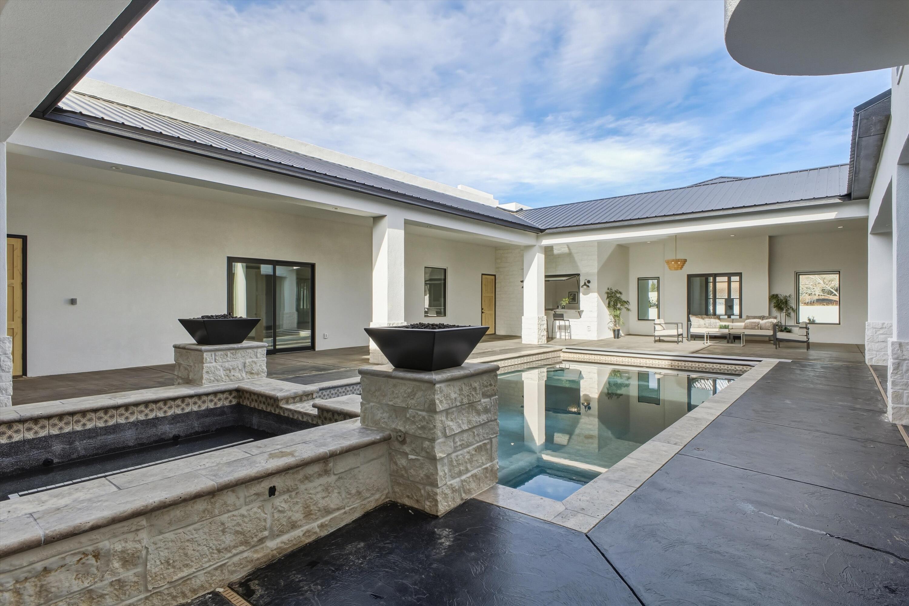 11704 Anaheim Avenue NE