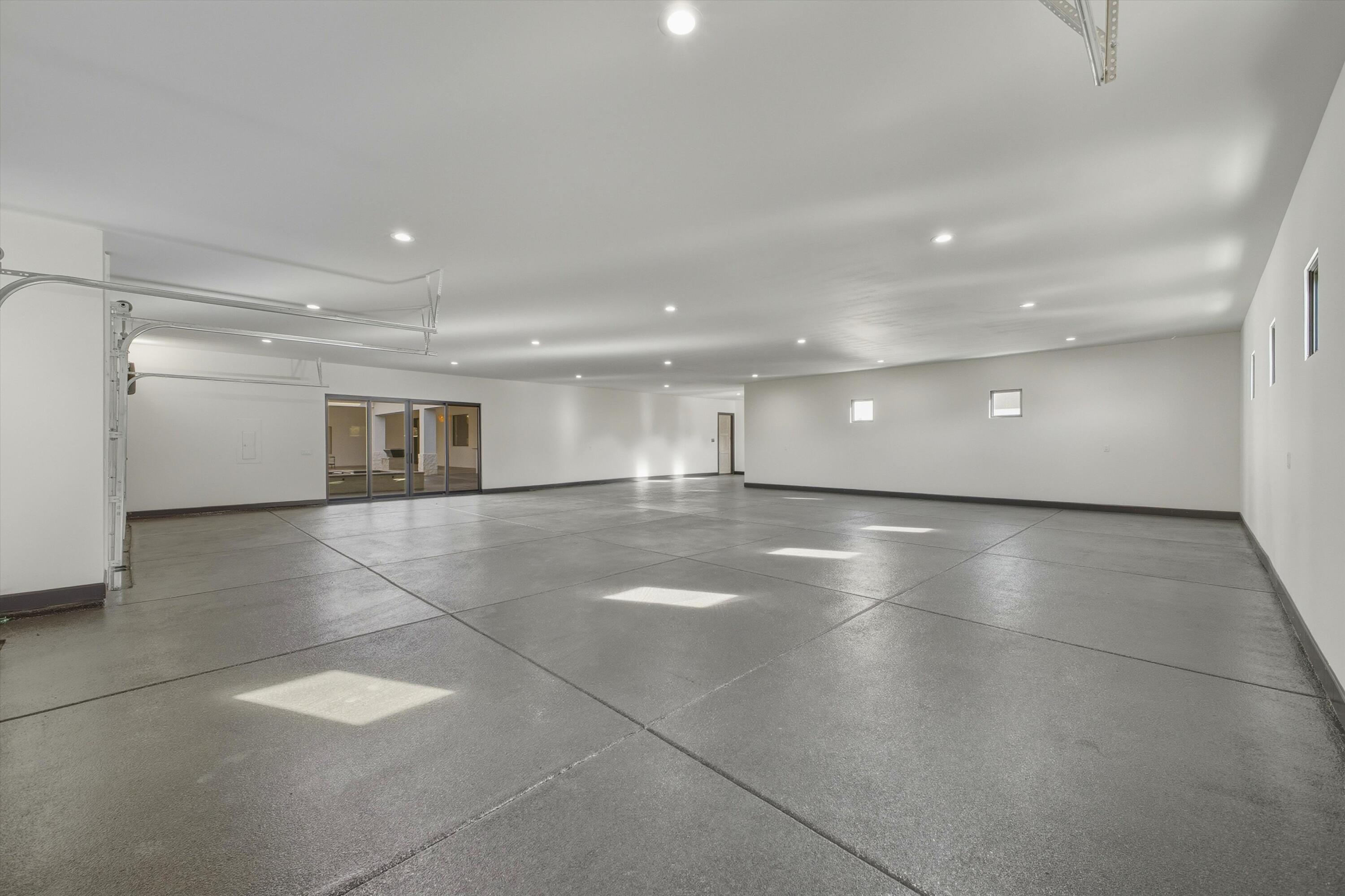 11704 Anaheim Avenue NE