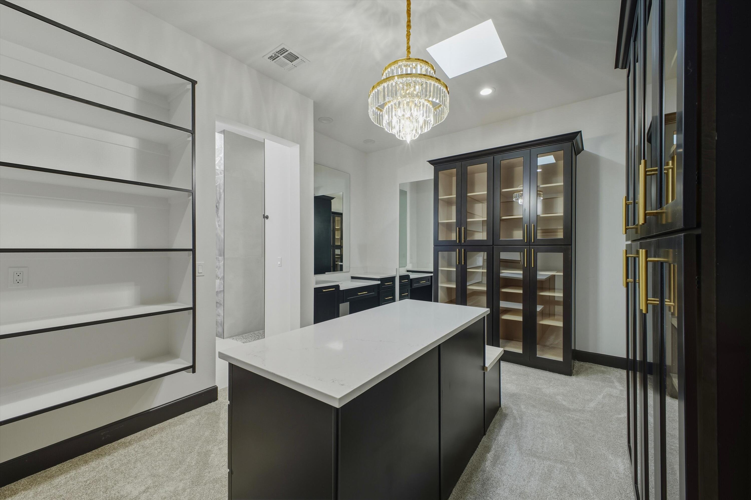 11704 Anaheim Avenue NE