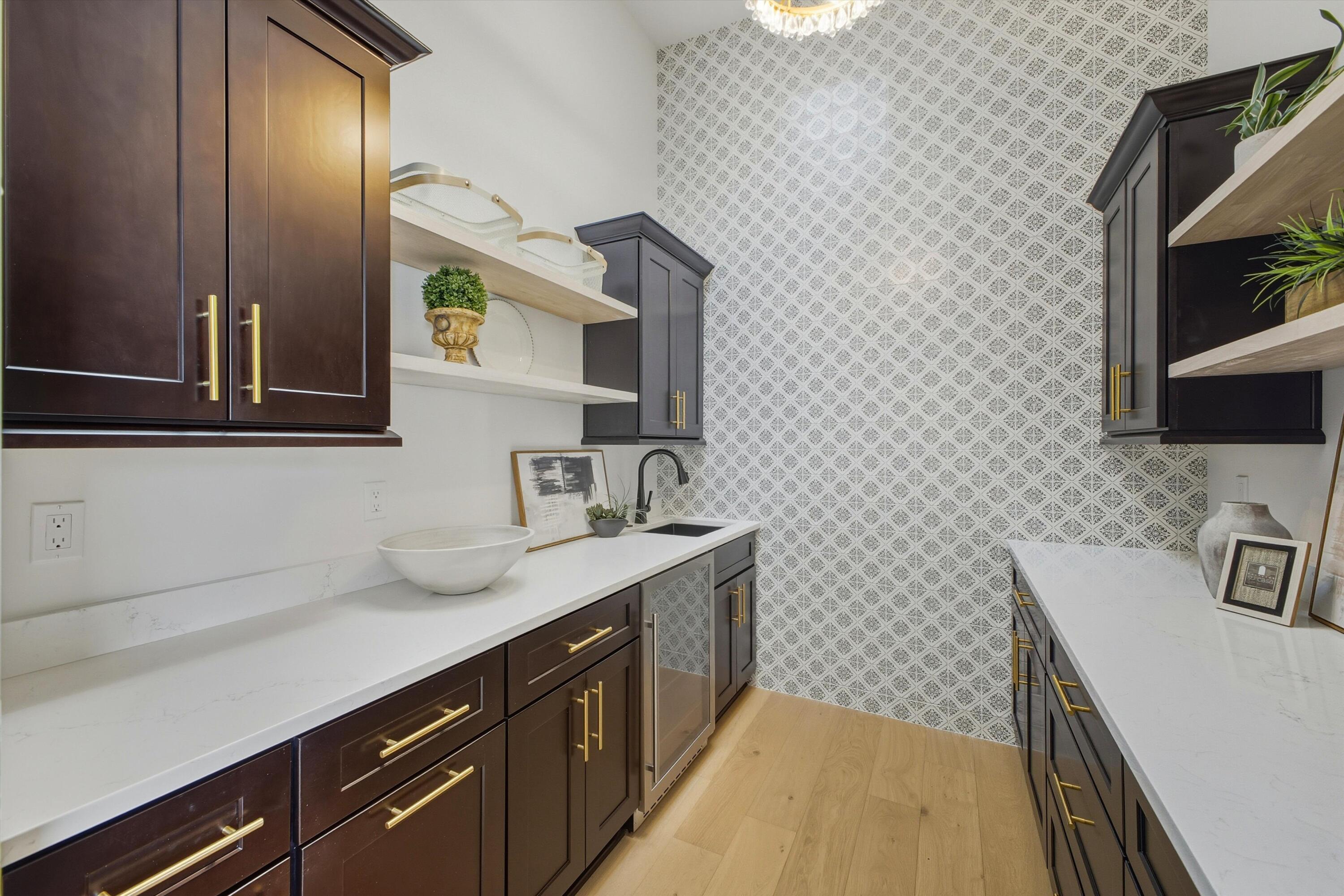 11704 Anaheim Avenue NE