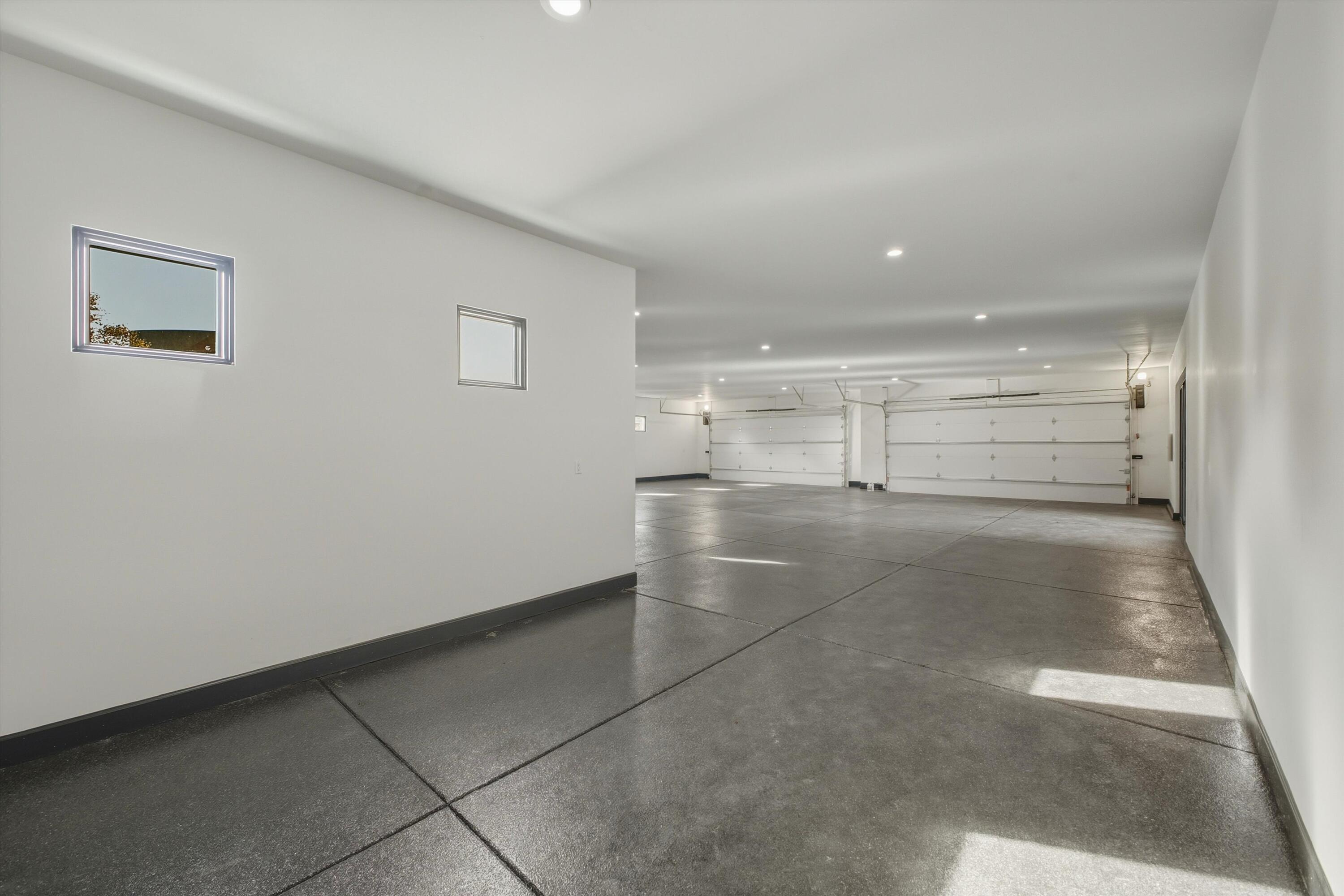 11704 Anaheim Avenue NE