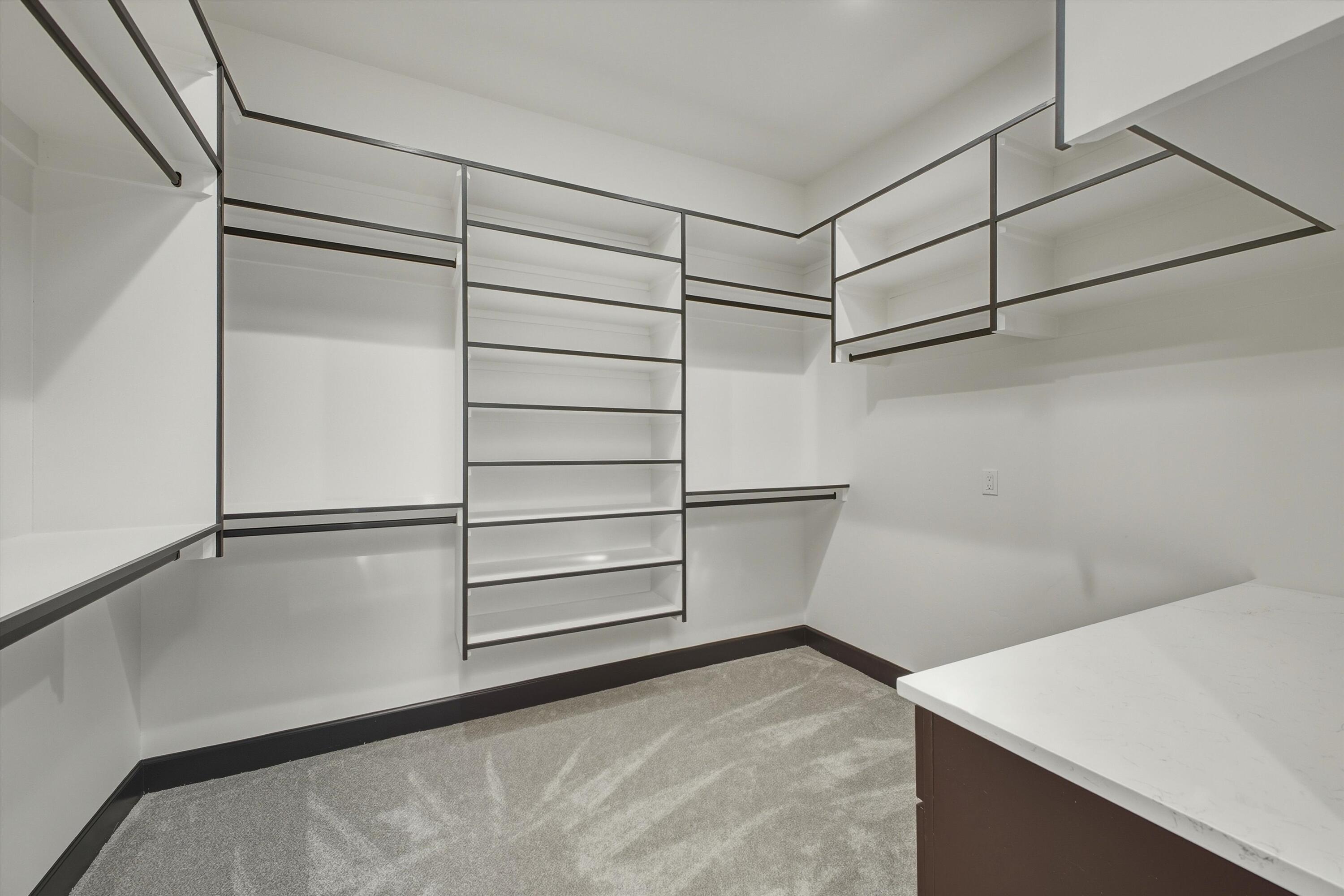 11704 Anaheim Avenue NE