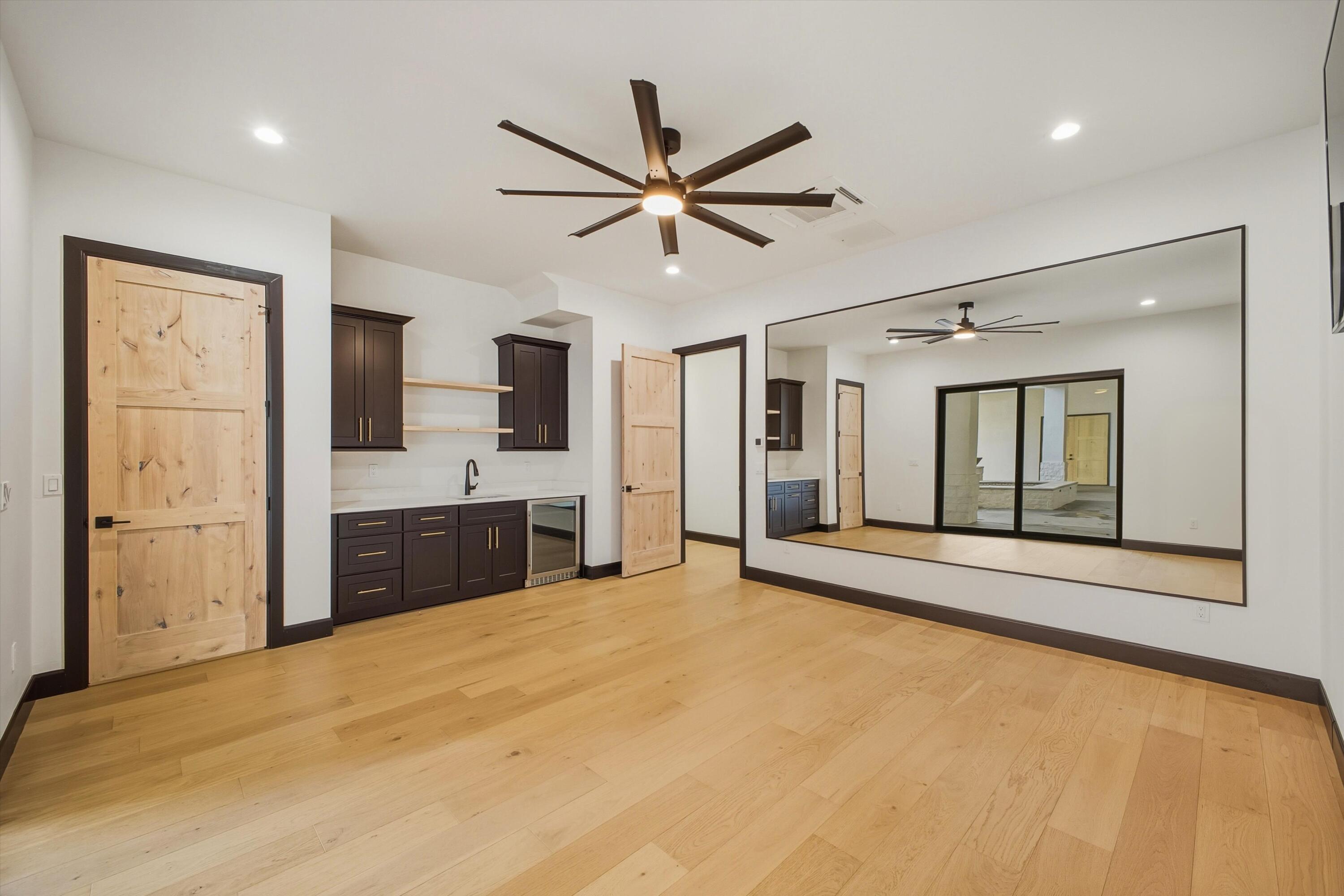 11704 Anaheim Avenue NE