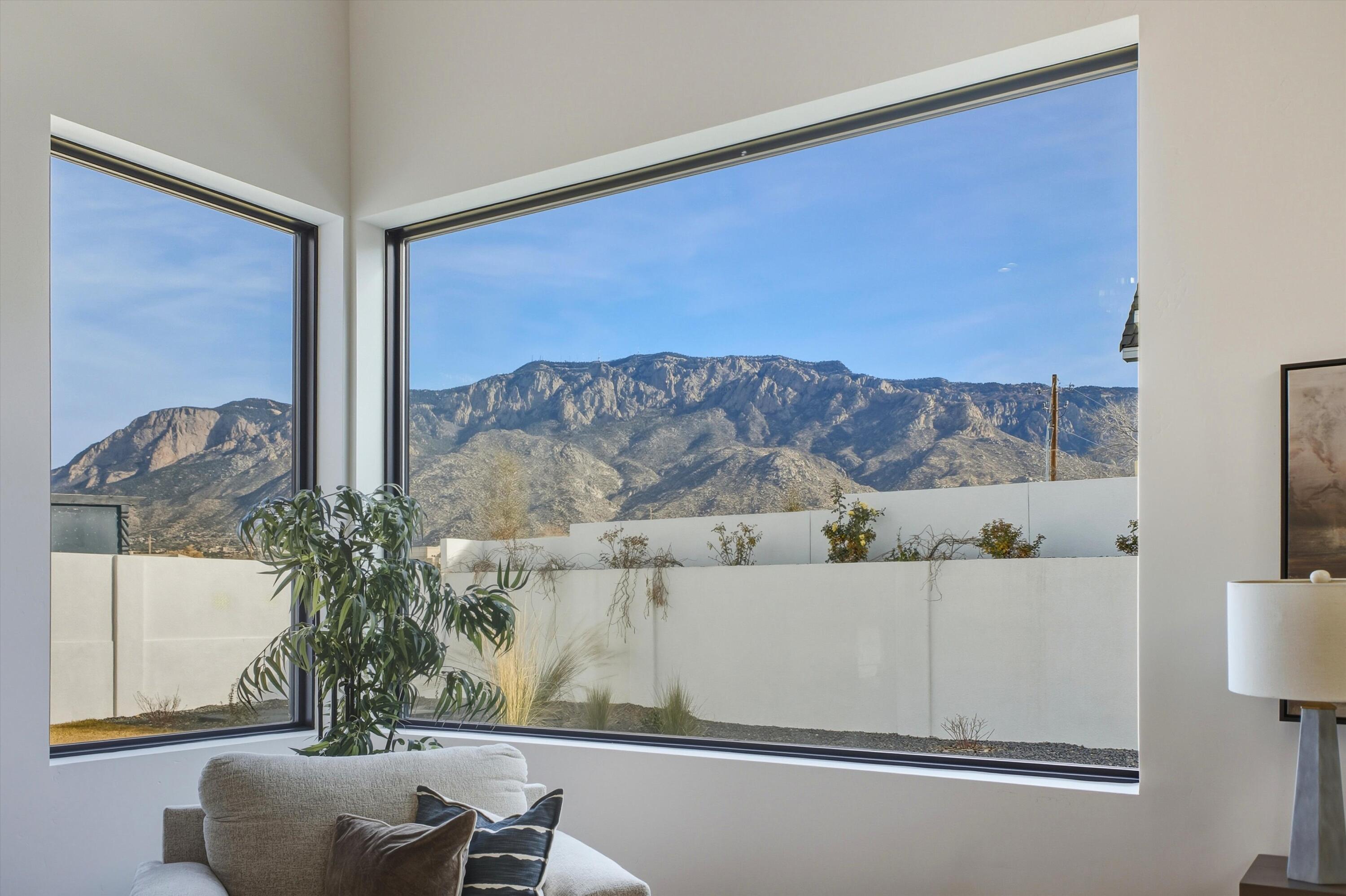 11704 Anaheim Avenue NE