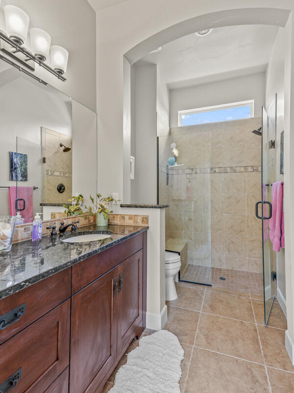 2409 Desert View Road NE